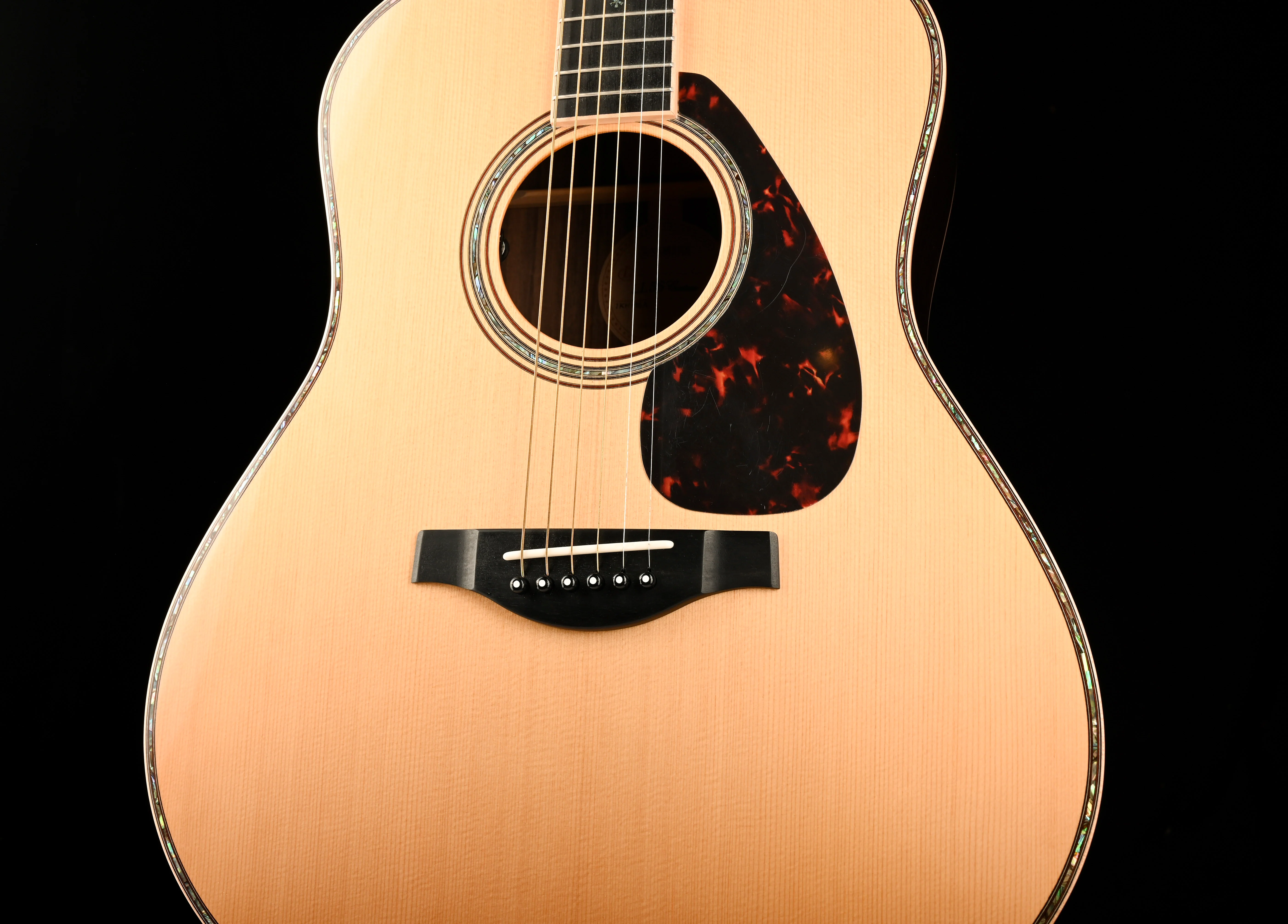 Pre Owned Yamaha LL56 ARE Jumbo Acoustic Electric Guitar With OHSC - Image 6