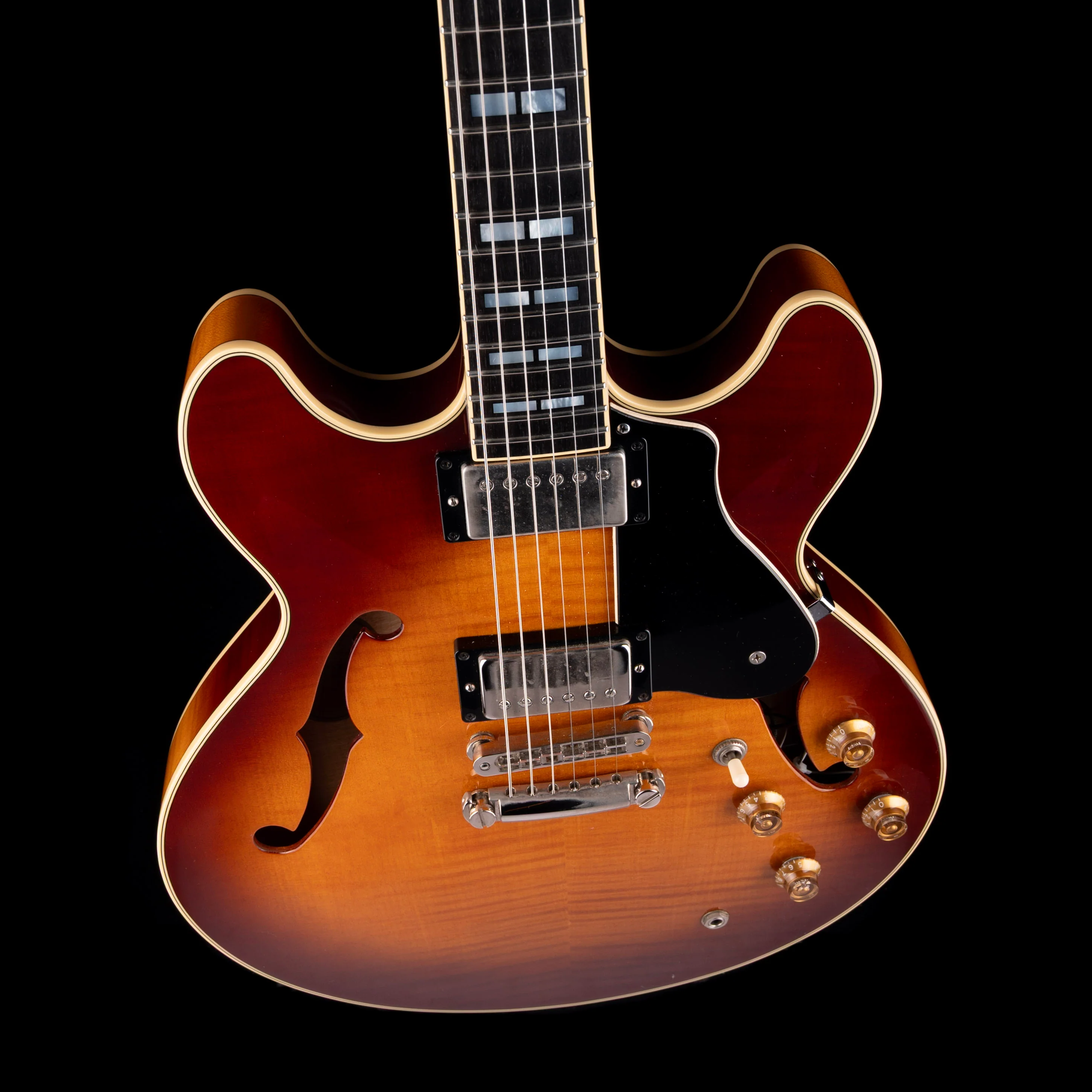 Pre Owned 2006 Yamaha SA2200 Semi-Hollow Body Electric Cherry Sunburst With Case - Image 3