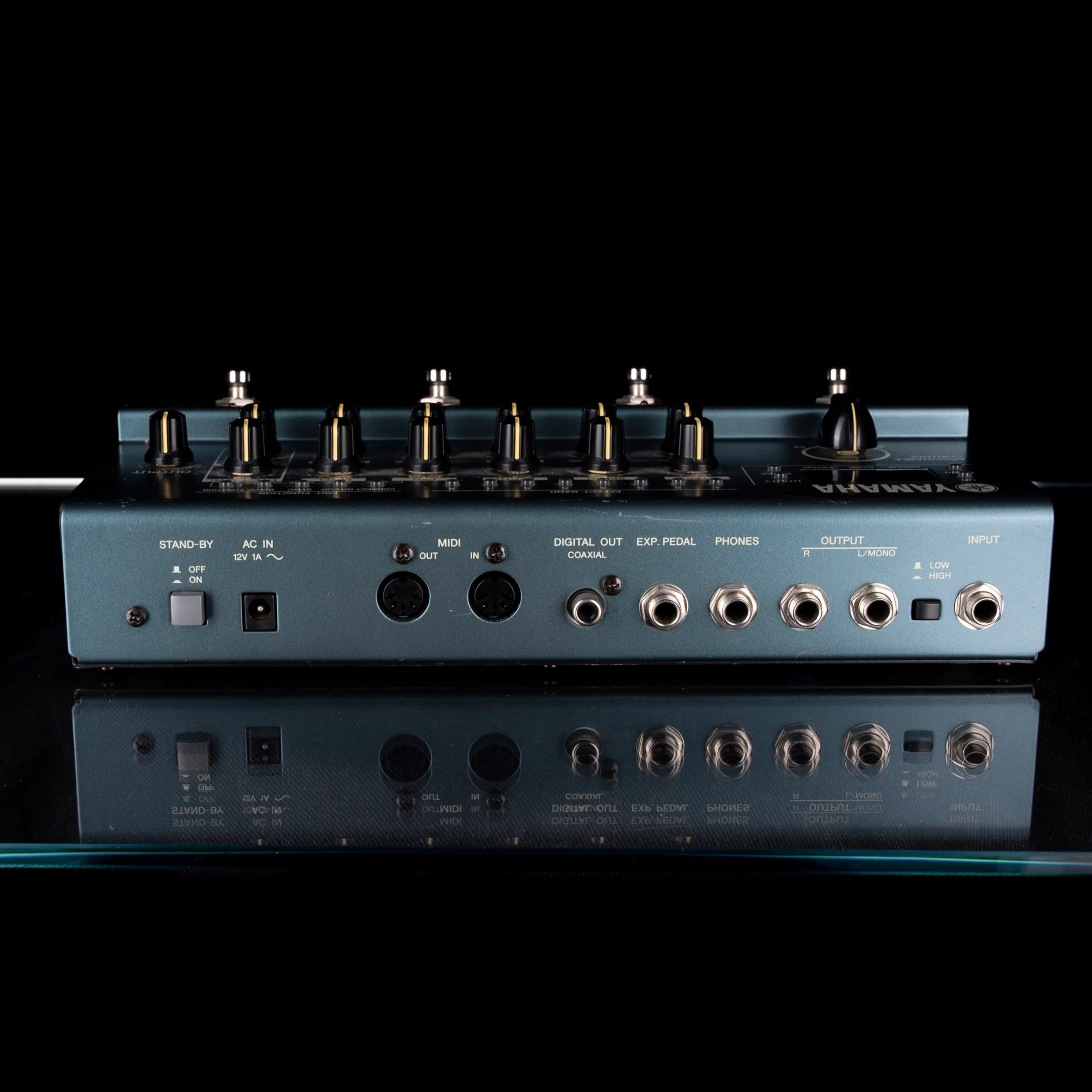 Pre Owned Yamaha UD-Stomp Holdsworth Modulation Delay Pedal - Image 5