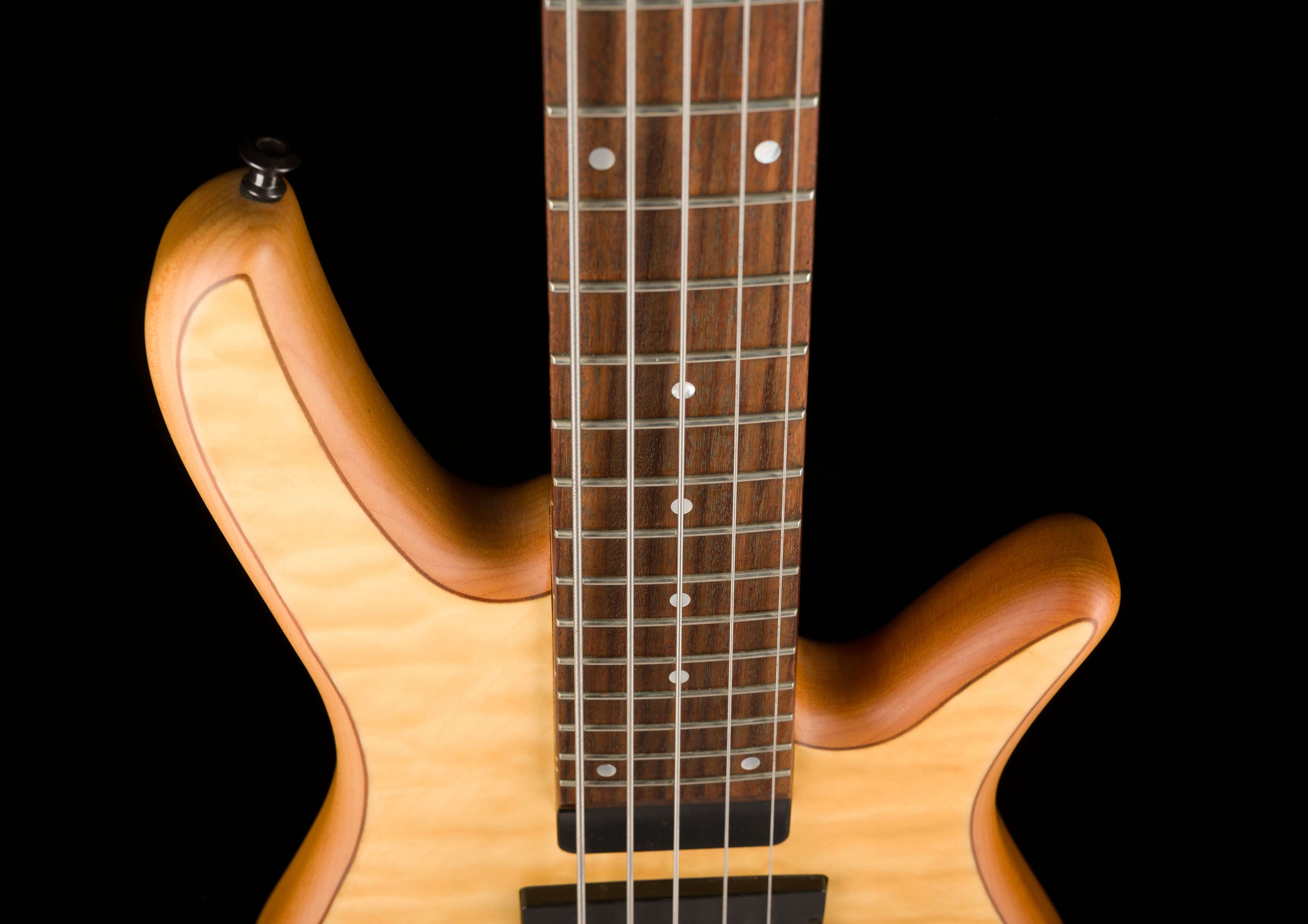 Pre Owned Zon Sonus Standard 5-String Bass Natural With Gig Bag - Image 3