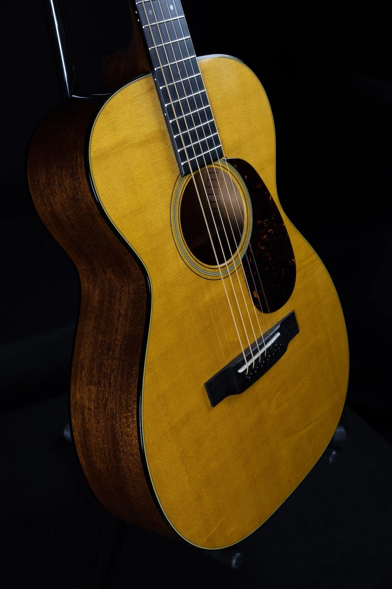 Preowned 2017 Martin 0-18 Acoustic Guitar With OHSC - Image 3