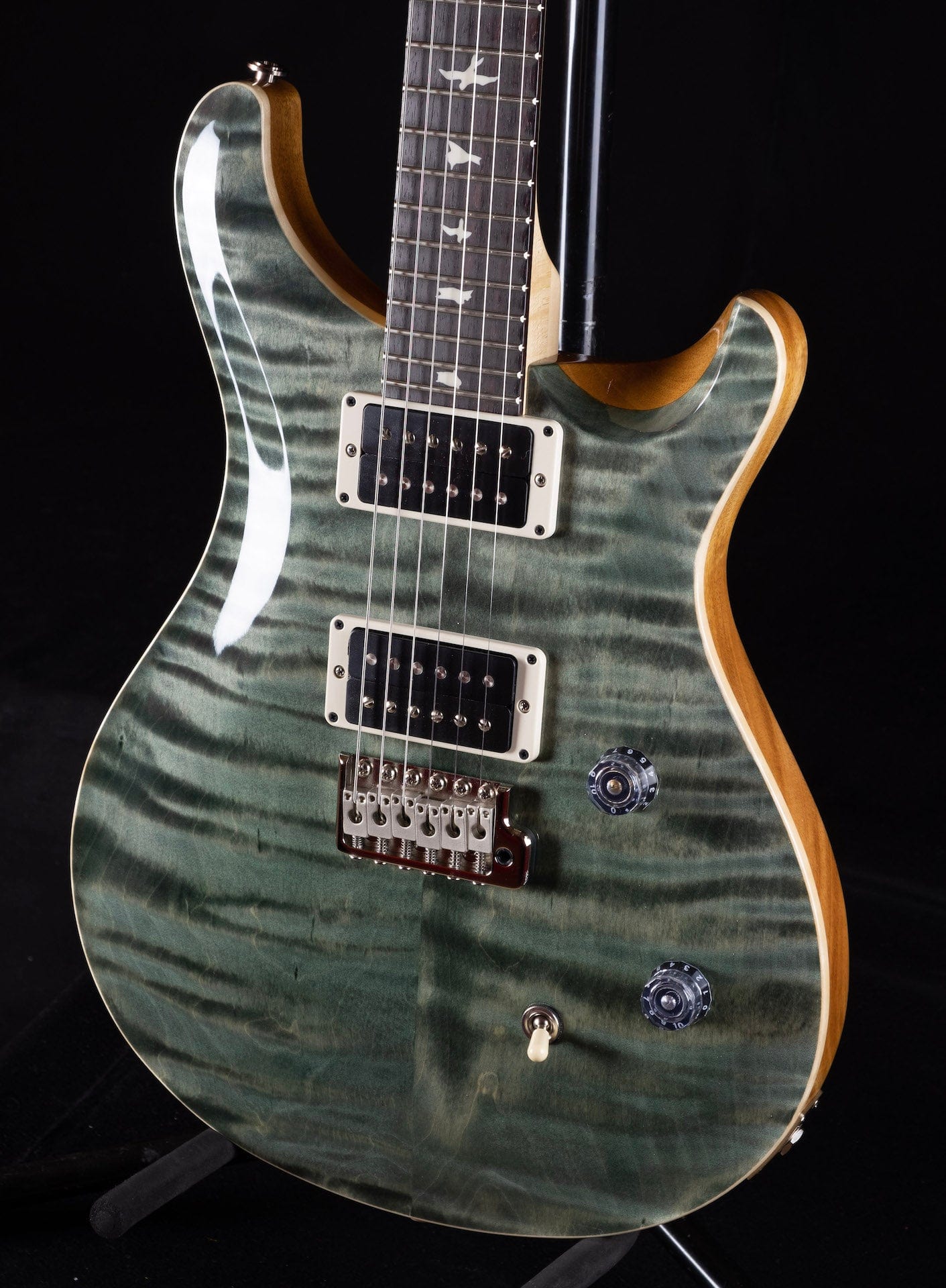 PRS CE 24 Flame Top Trampas Green Finish Bolt On Electric Guitar With Gig Bag - Image 4