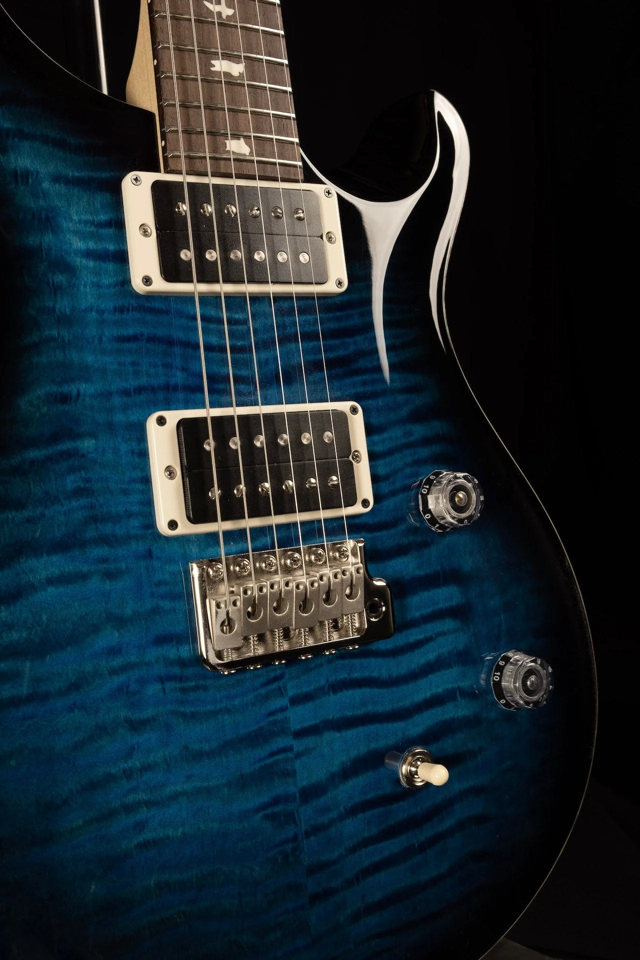 PRS CE24 Sapphire Smokeburst with Gig Bag - Image 4