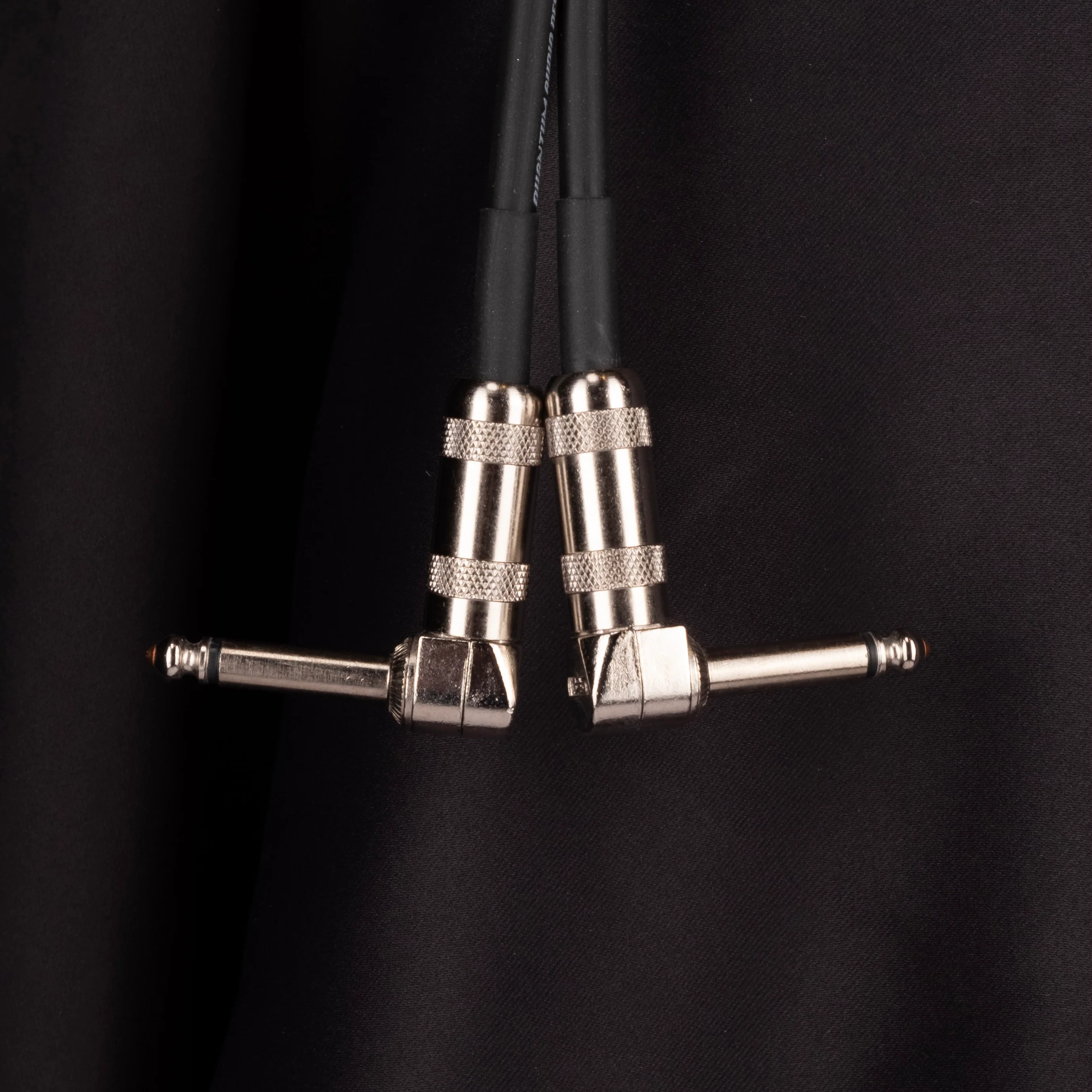 Quantum Audio Designs Instrument Cable SI-2RR 2ft. Right-Angle to Right-Angle