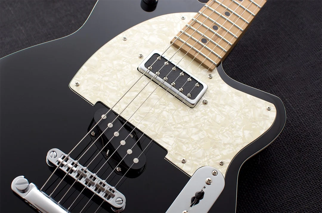Reverend Buckshot Roasted Maple Neck Electric Guitar Midnight Black - Image 4