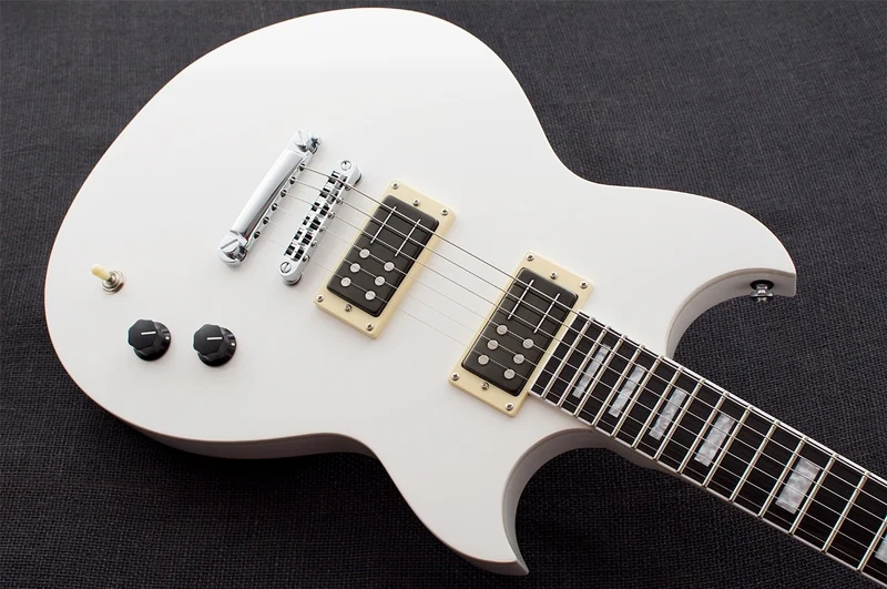 Reverend Robin Finck Signature Electric Guitar - Ice White - Image 5