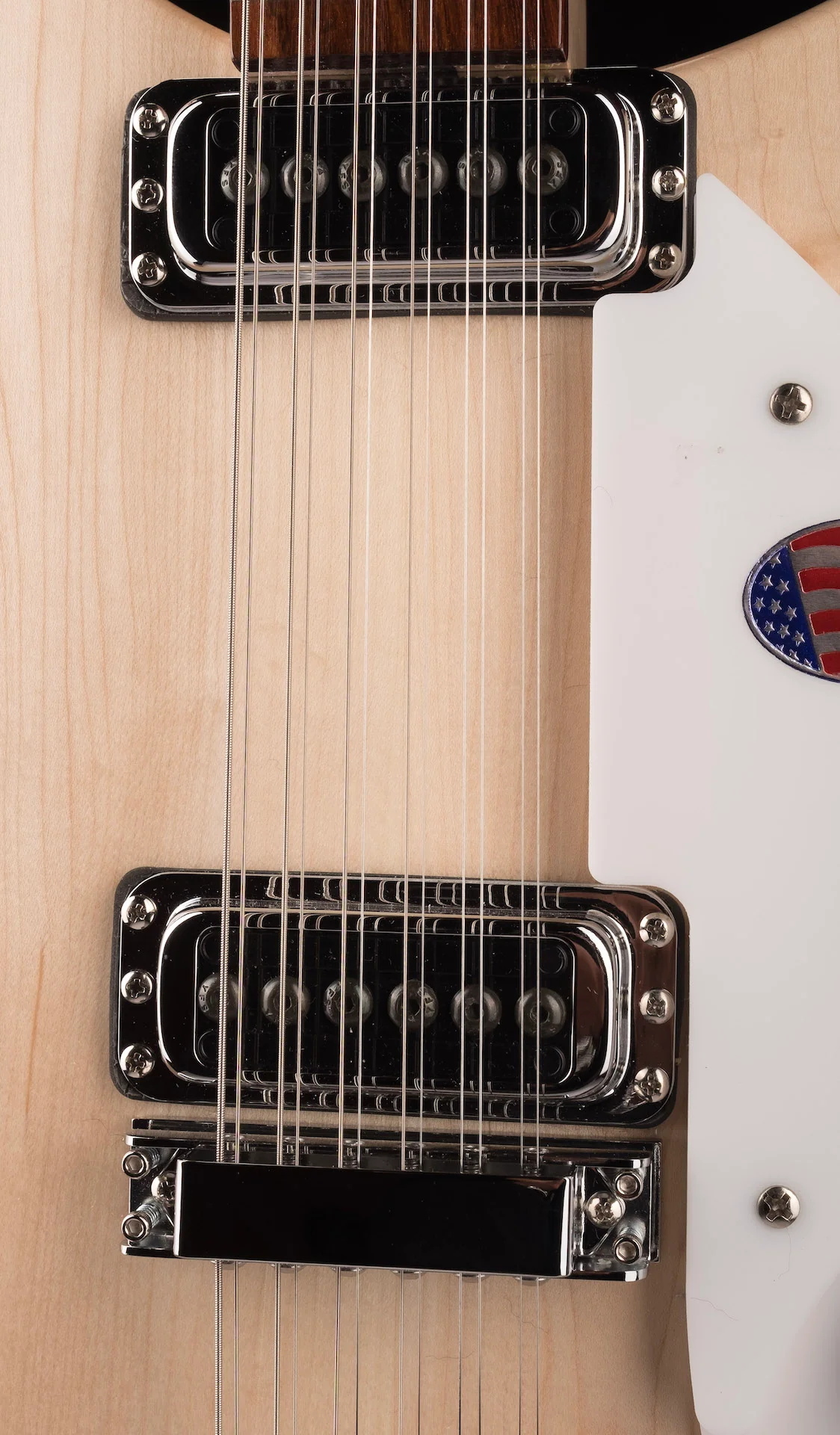 Rickenbacker 330/12 Mapleglo Semi Hollow Guitar With OHSC - Image 7