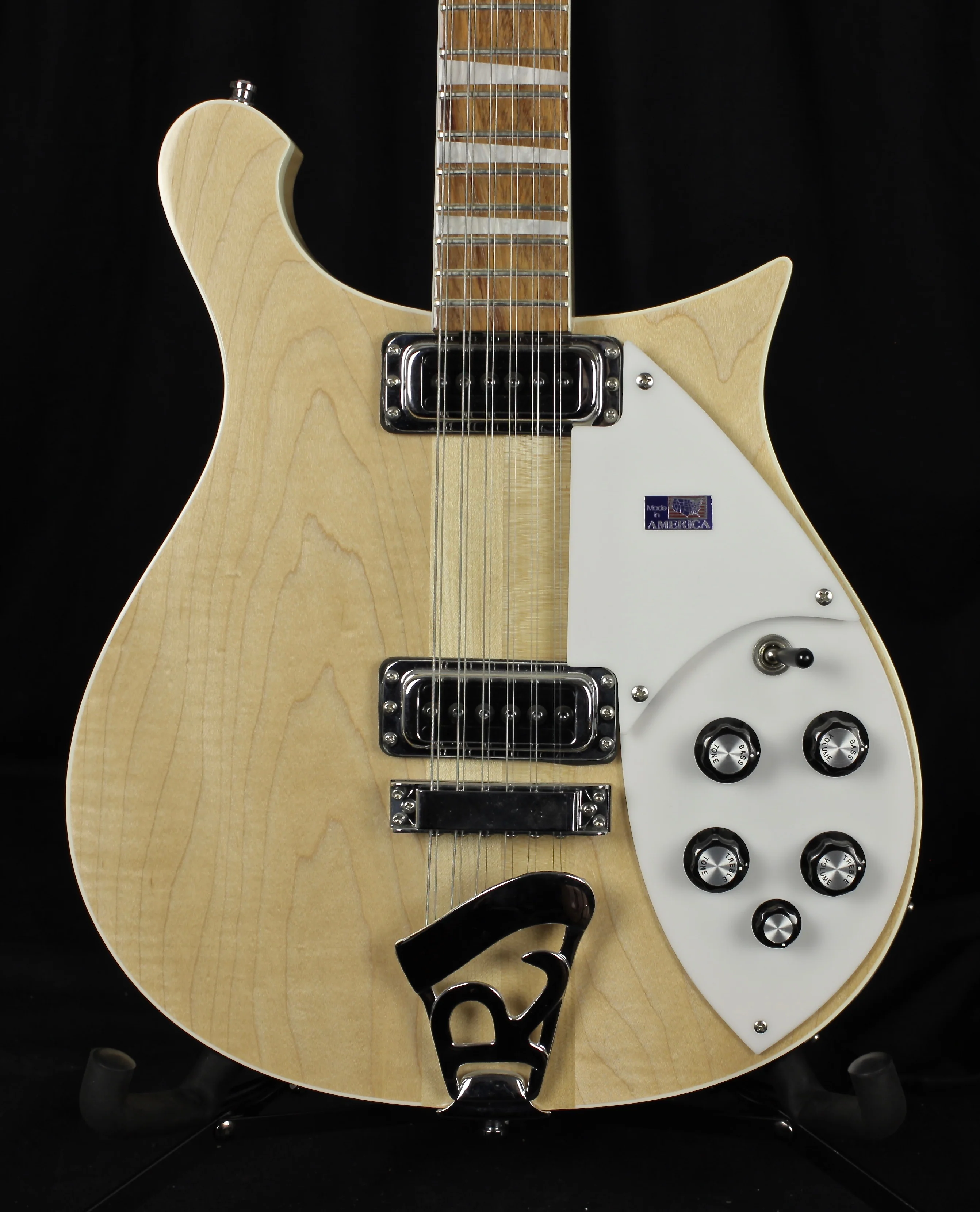 Rickenbacker 620/12 Twelve String Mapleglo Solid Body Guitar With OHSC - Image 4
