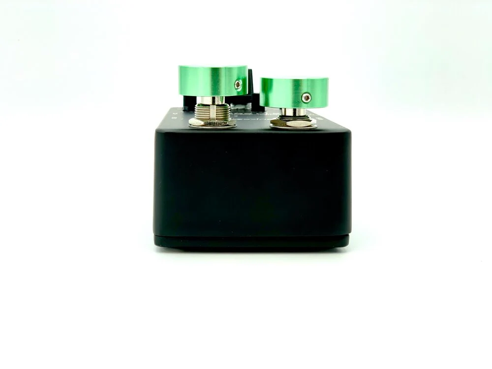 Sunnaudio Stage DI-2 Prestine Preamp/EQ/DI Pedal - Image 6