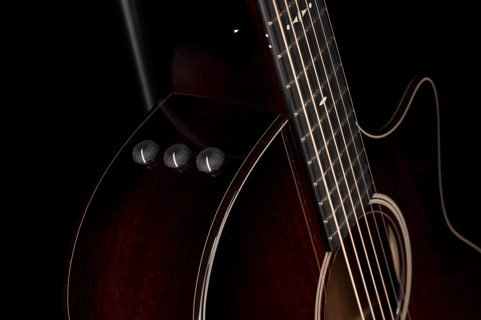 Taylor 524ce Acoustic Sunburst Electric Guitar With Case - Image 6