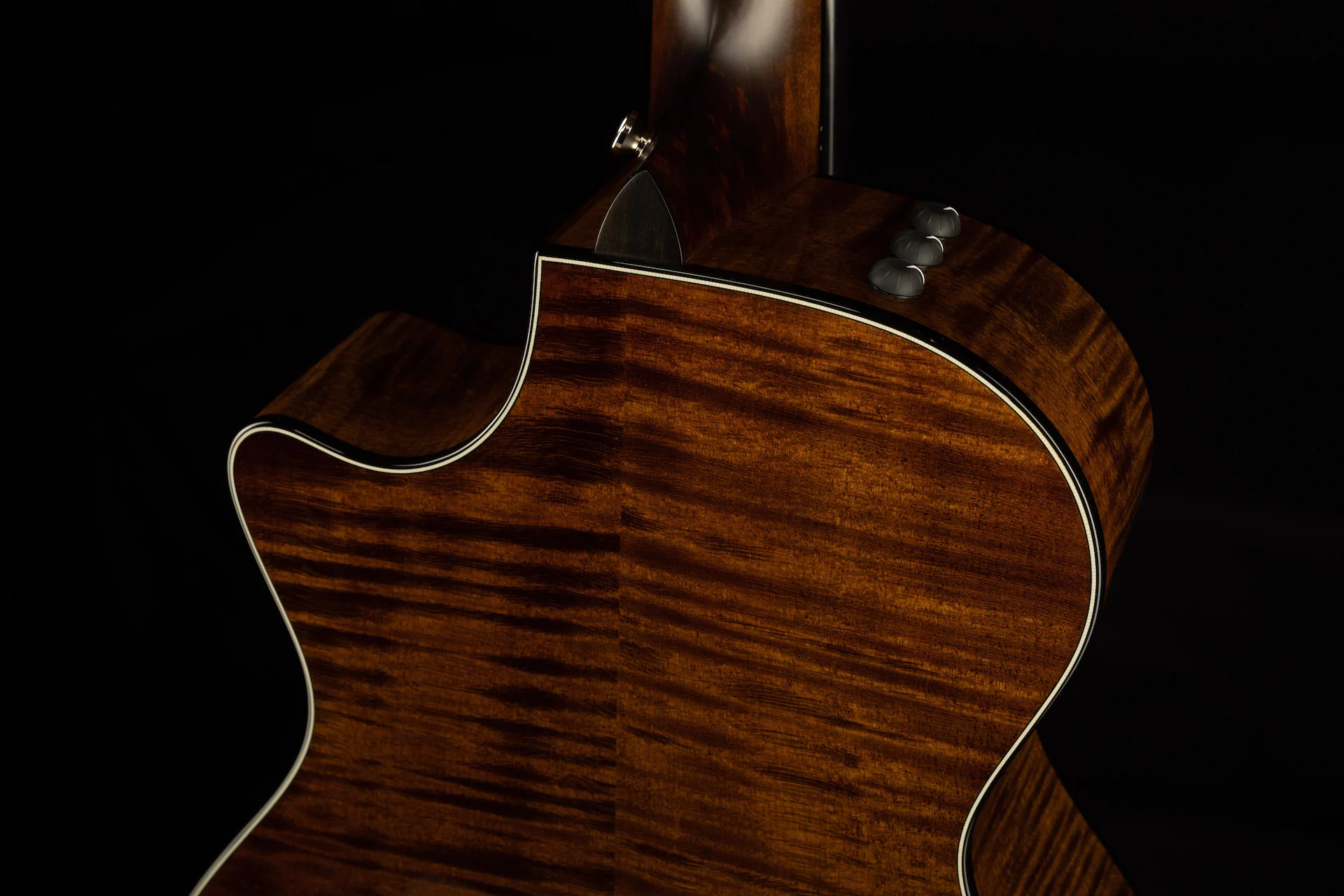 Taylor 612ce 12-Fret Grand Concert 12 Fret Acoustic Electric Guitar Sitka Spruce top With Case - Image 14