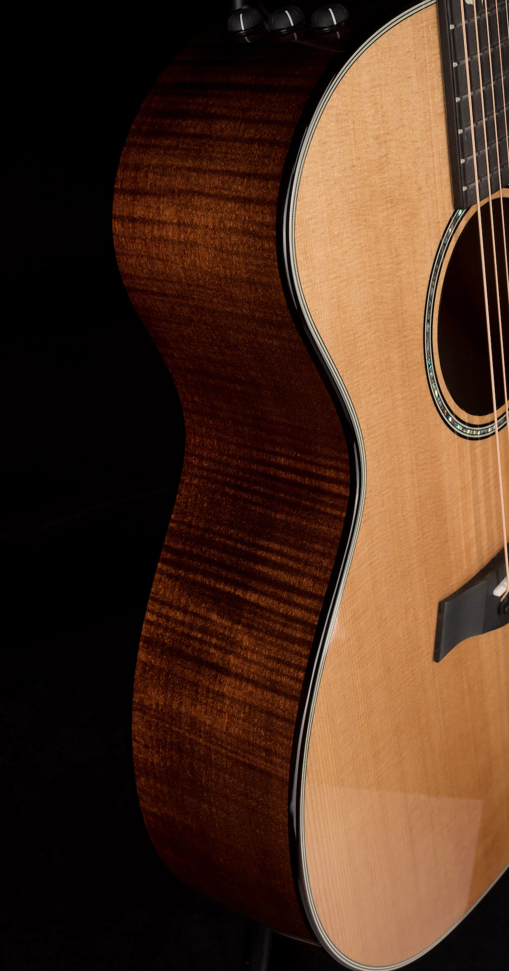 Taylor 614ce Acoustic Electric Guitar With Case - Image 9
