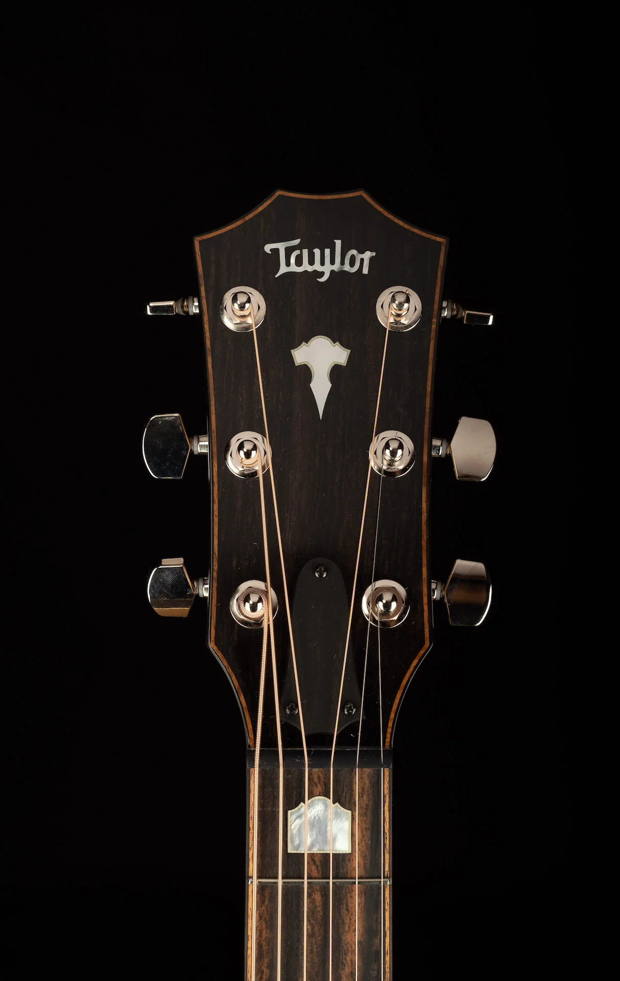 Taylor 618e Acoustic Electric Guitar Spruce/Maple With Case - Demo - Image 13