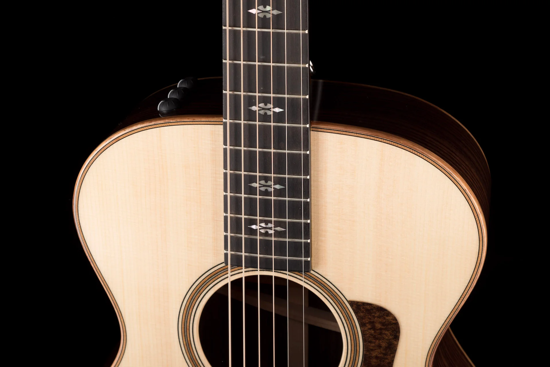 Taylor 712e 12-Fret Acoustic Electric Guitar With Case - Image 3
