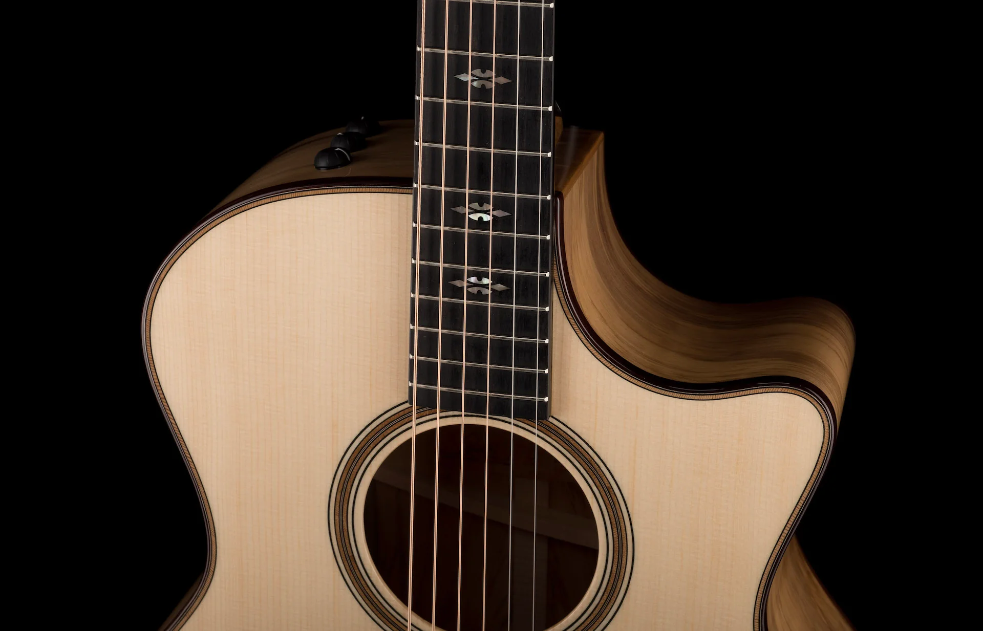 Taylor 714ce Limited Tasmanian Blackheart Sassafras and Lutz Top (2021) Acoustic Electric Guitar With Case - Serial # 1210221182 - Image 3