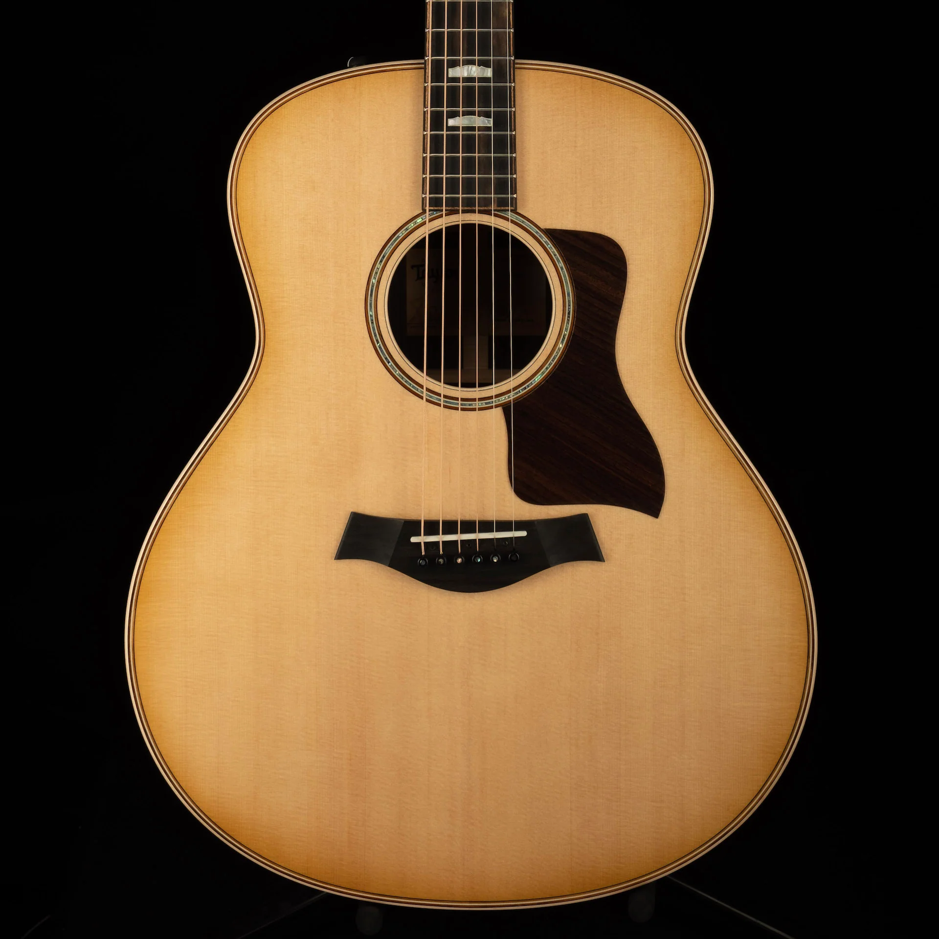 Taylor 818e Acoustic Electric Guitar With Case