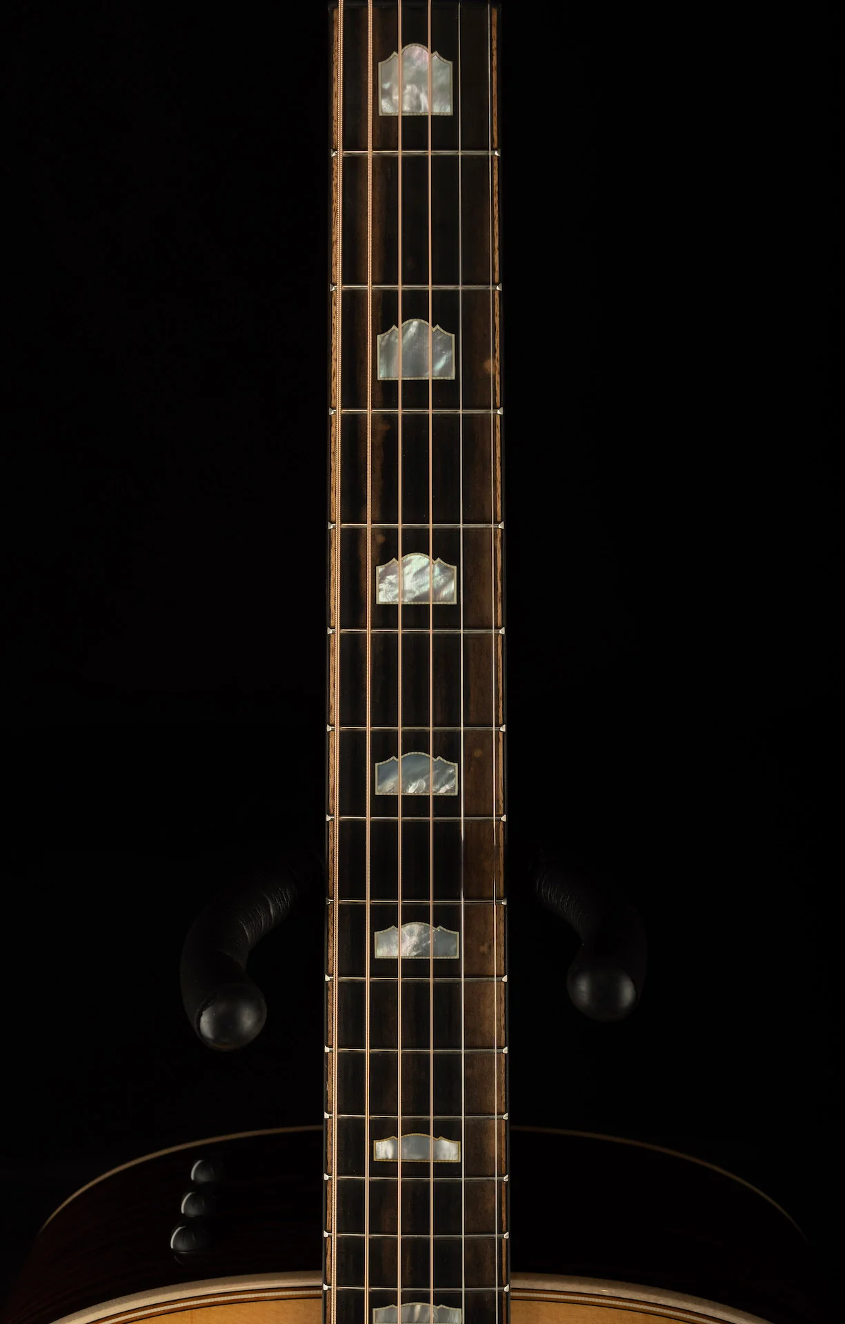Taylor 818e Acoustic Electric Guitar With Case - Image 6