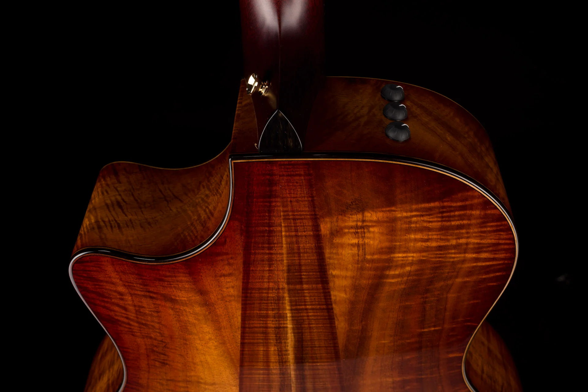 Taylor 914ce LTD AA-Grade Figured Hawaiian Koa With Case - Image 17
