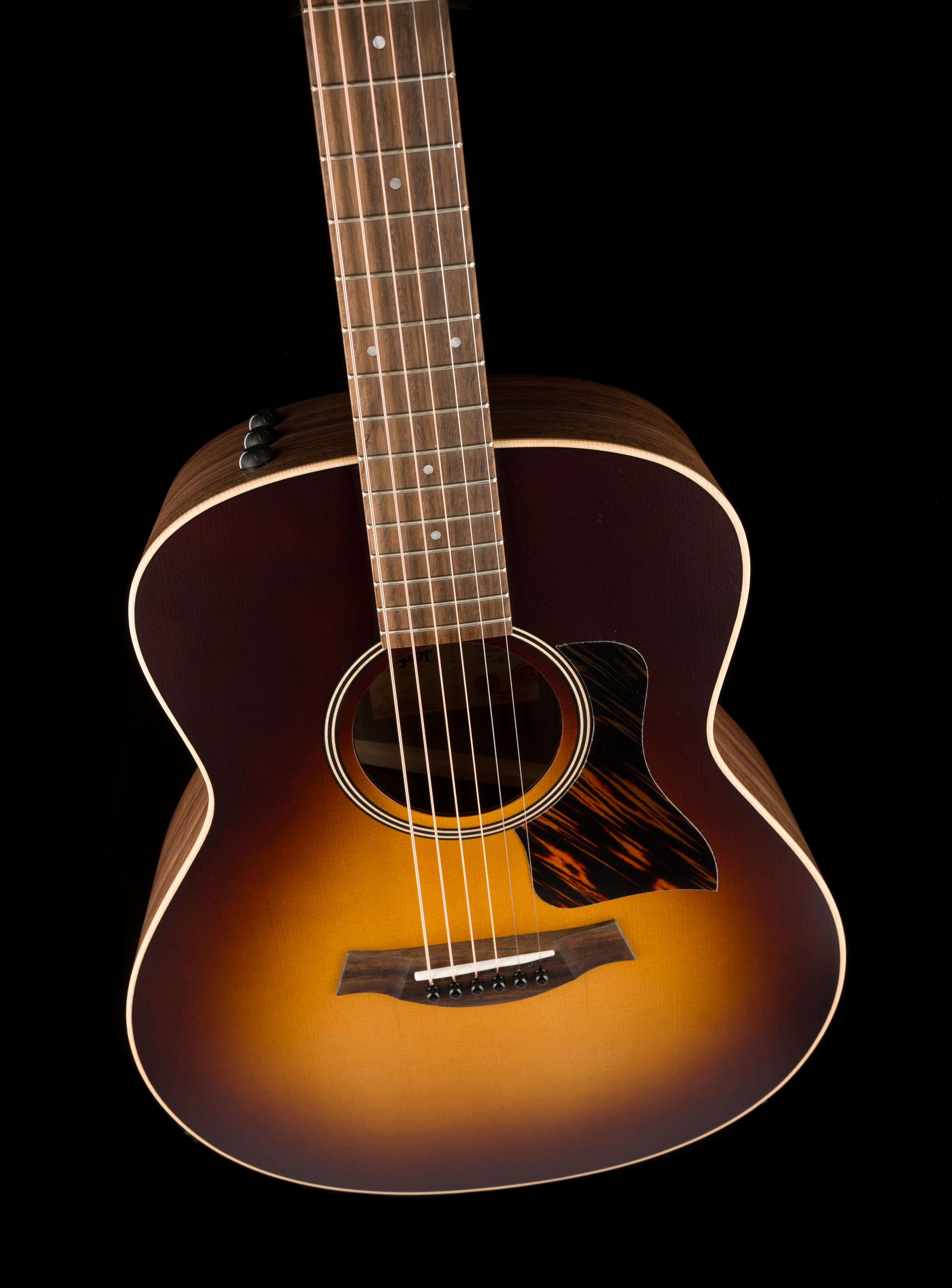Taylor American Dream AD11e-SB Tobacco Sunburst with Aerocase - Image 5