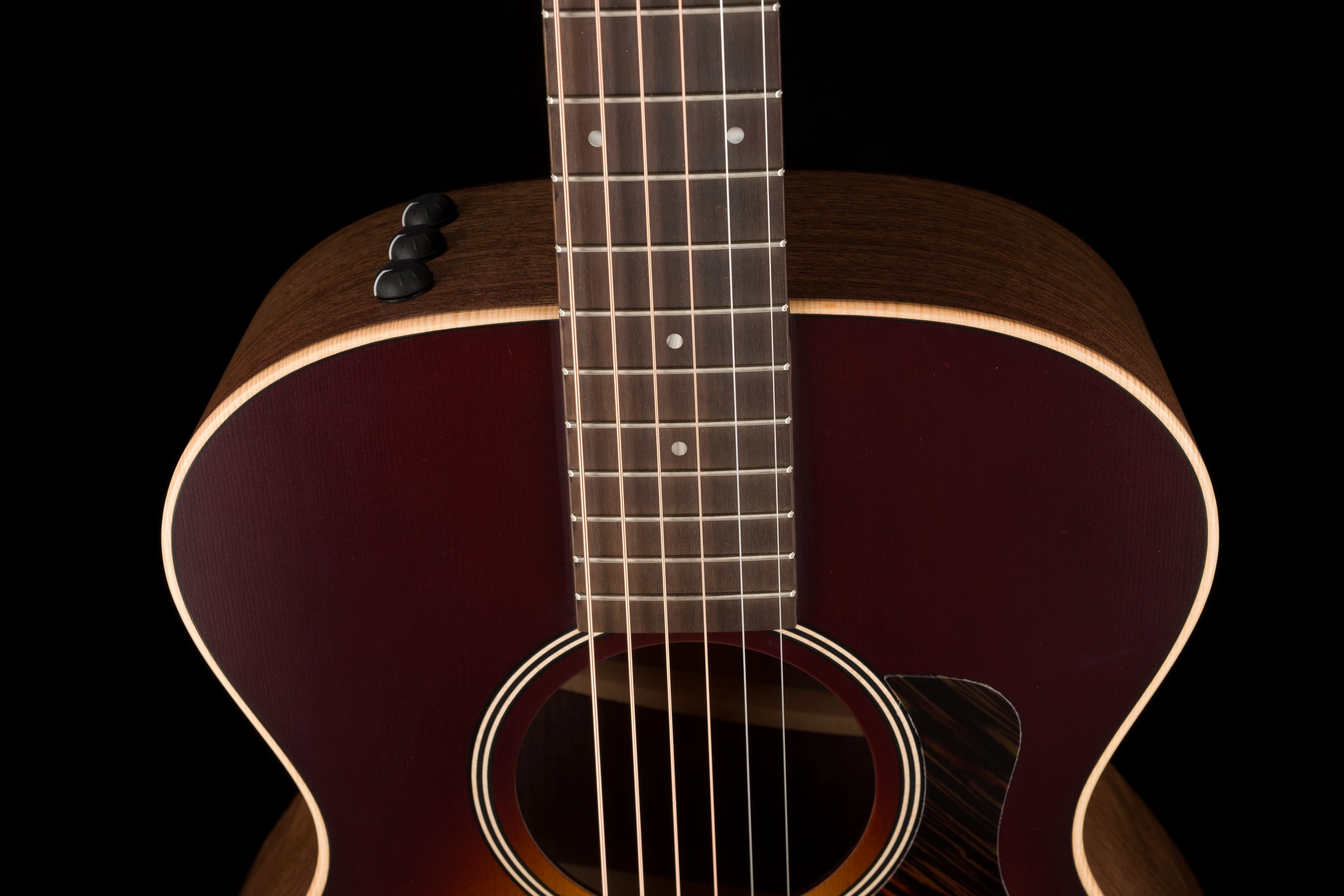 Taylor American Dream AD12e-SB Tobacco Sunburst with Aerocase - Image 4