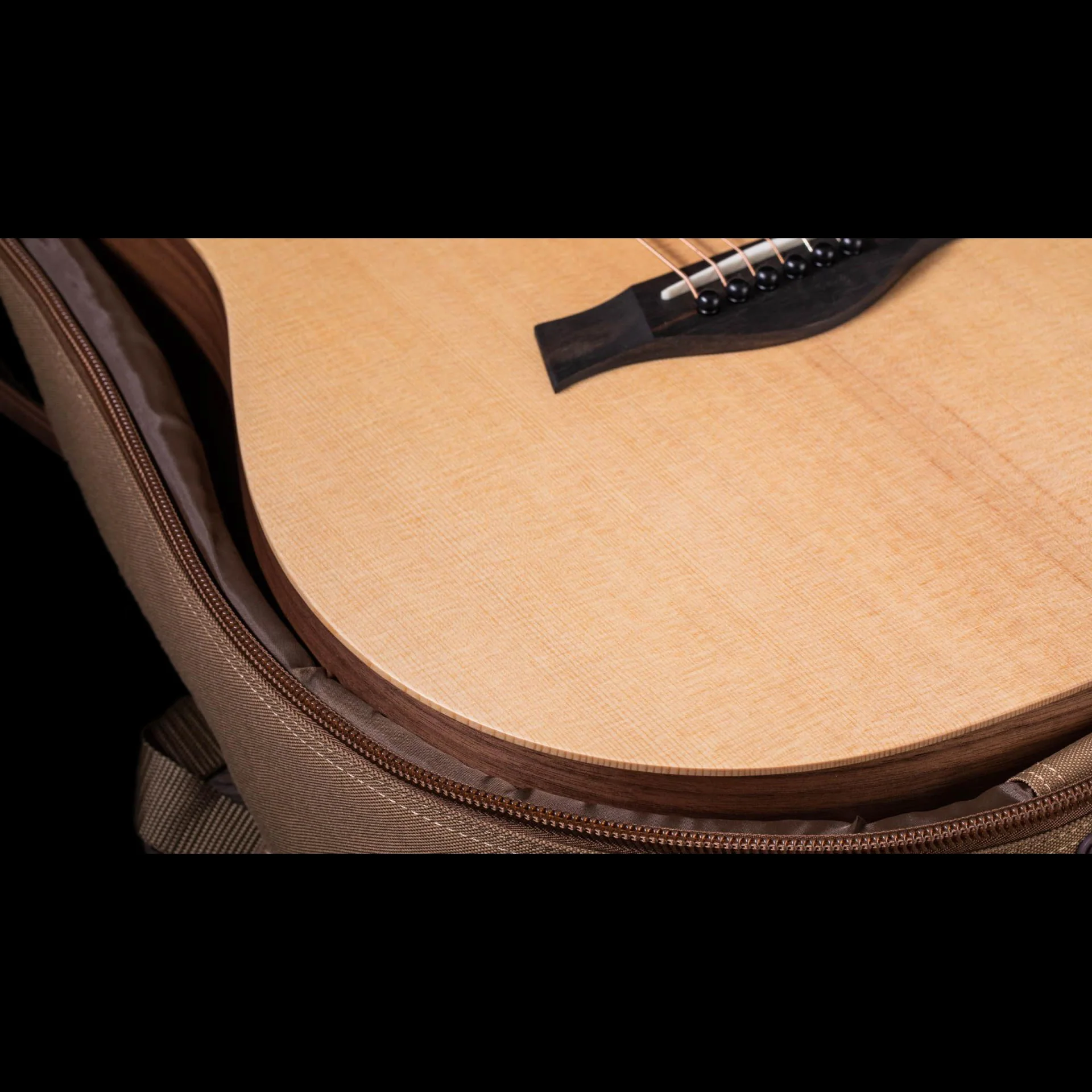 Taylor Big Baby Taylor (BBT) Walnut and Spruce Acoustic Guitar With Gig Bag - Image 13