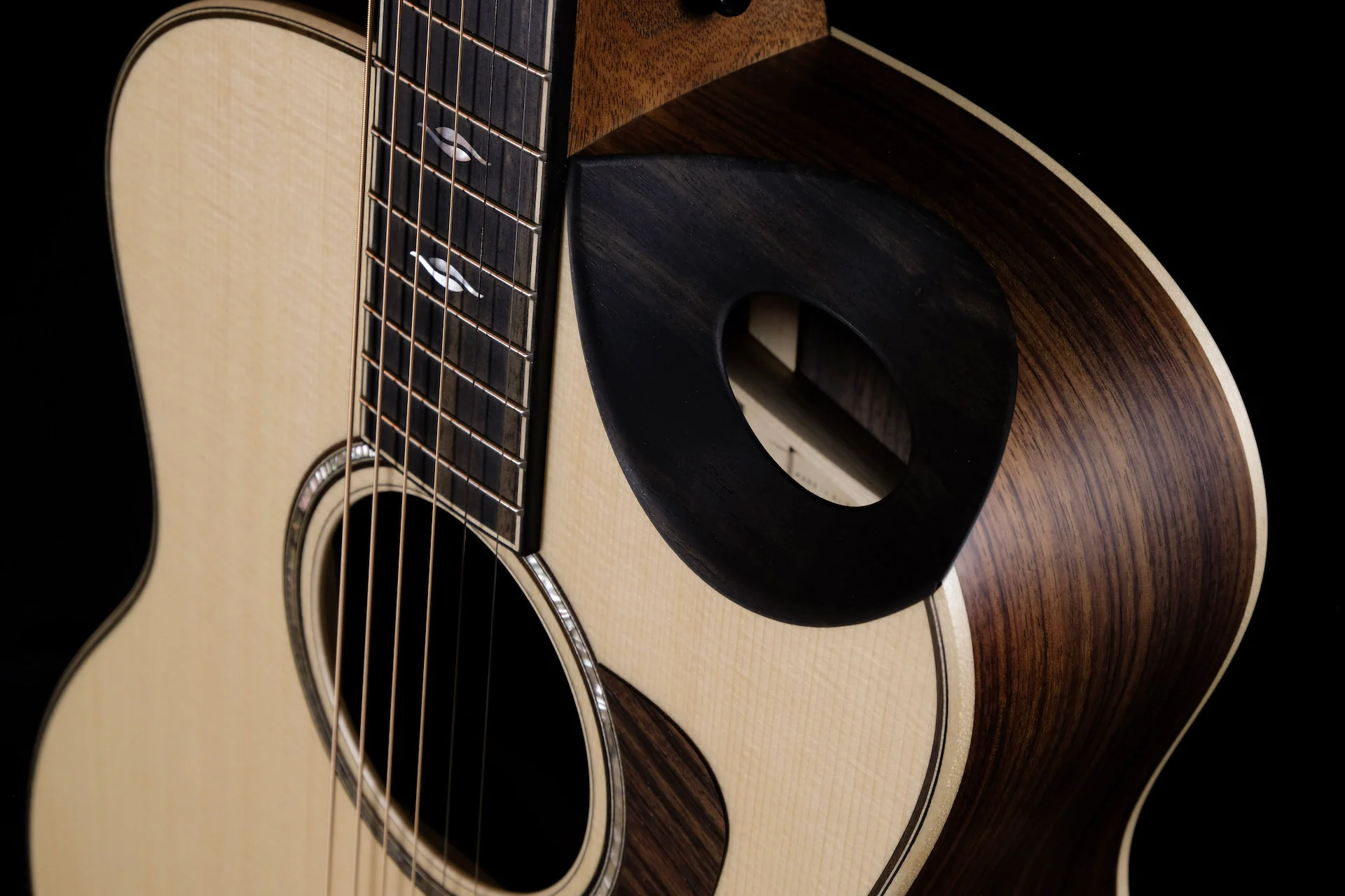 Taylor Builder's Edition 816ce Acoustic Electric Guitar With Case - Image 4