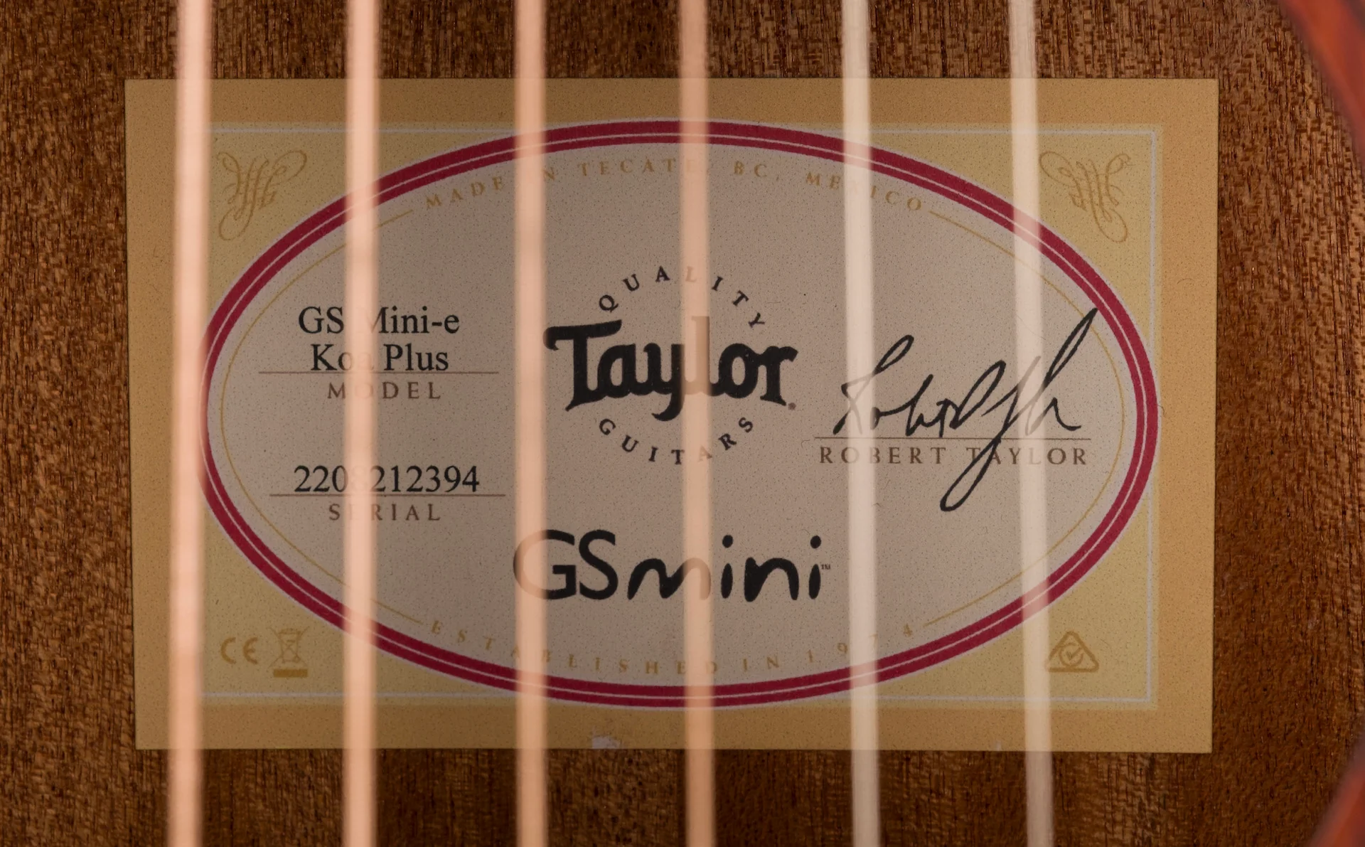 Taylor GS Mini-e Koa Plus Acoustic Electric Guitar With Aerocase - Image 10