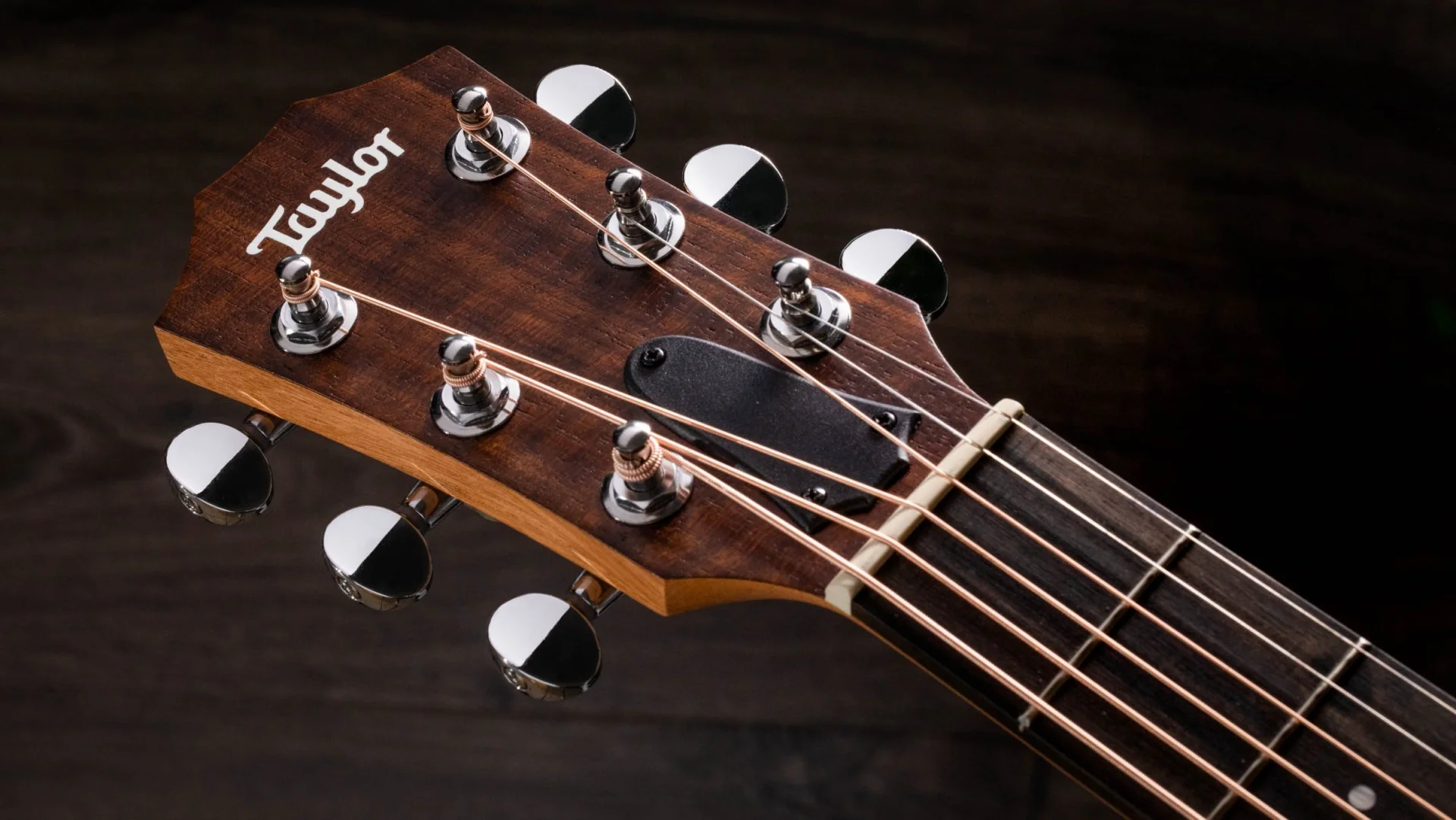 Taylor GS Mini-e Mahogany Acoustic Electric Guitar With Gig Bag - Image 5