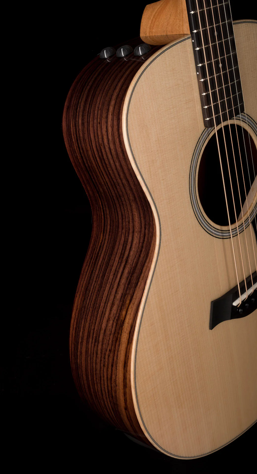 Taylor GS Mini-e Rosewood Plus With AeroCase - Image 8