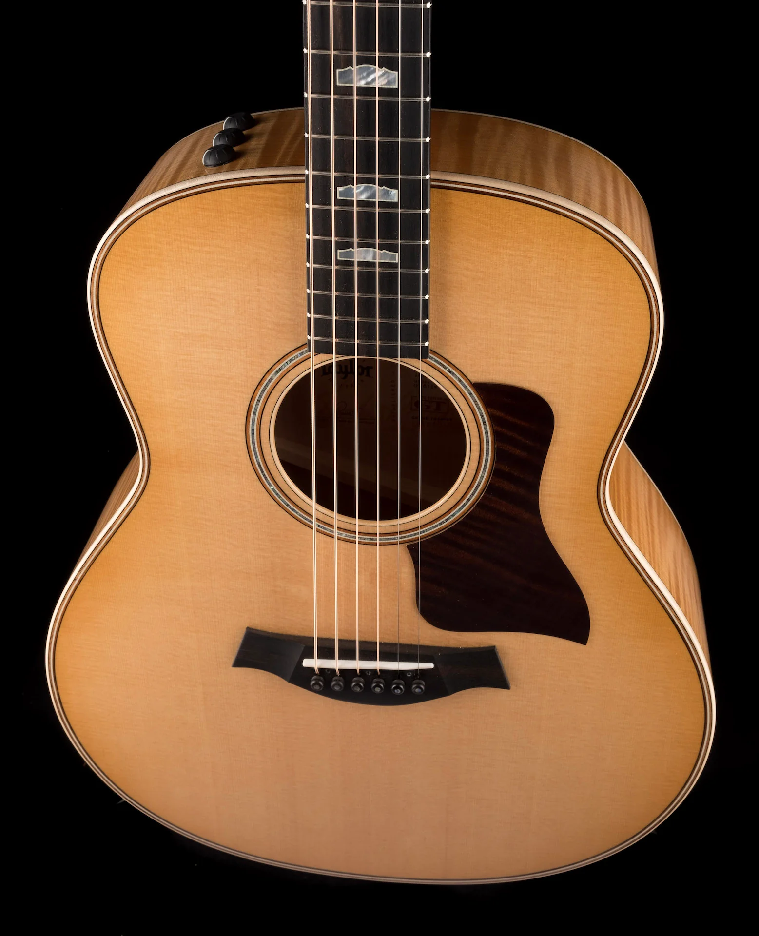 Taylor GT611e LTD Grand Theater Figured Big Leaf Maple Antique Blonde (2022) Acoustic-Electric Guitar With Aerocase - Serial # 1212101031 - Image 4