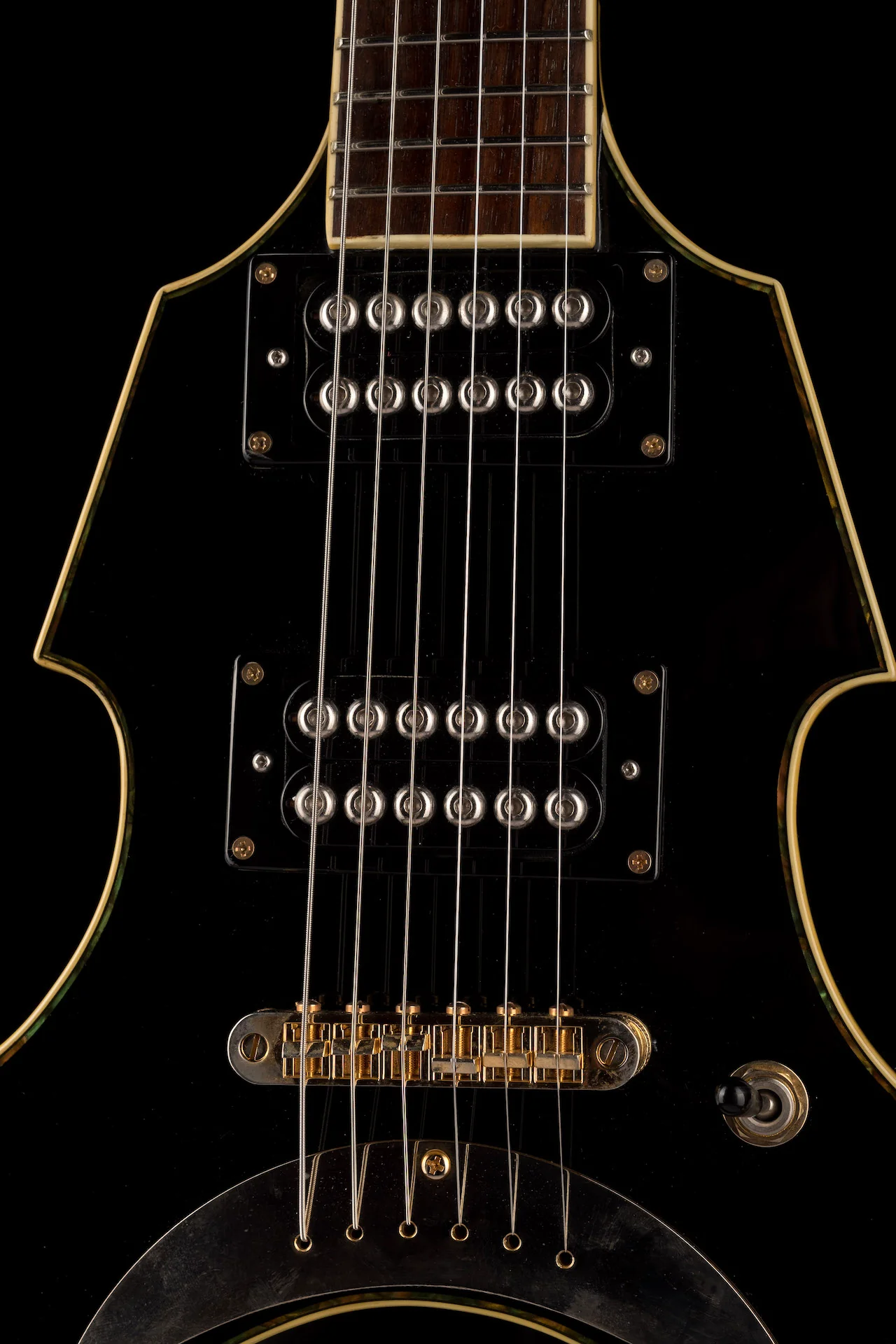 Turser Warlord Flying V Black With Gig Bag - Image 5