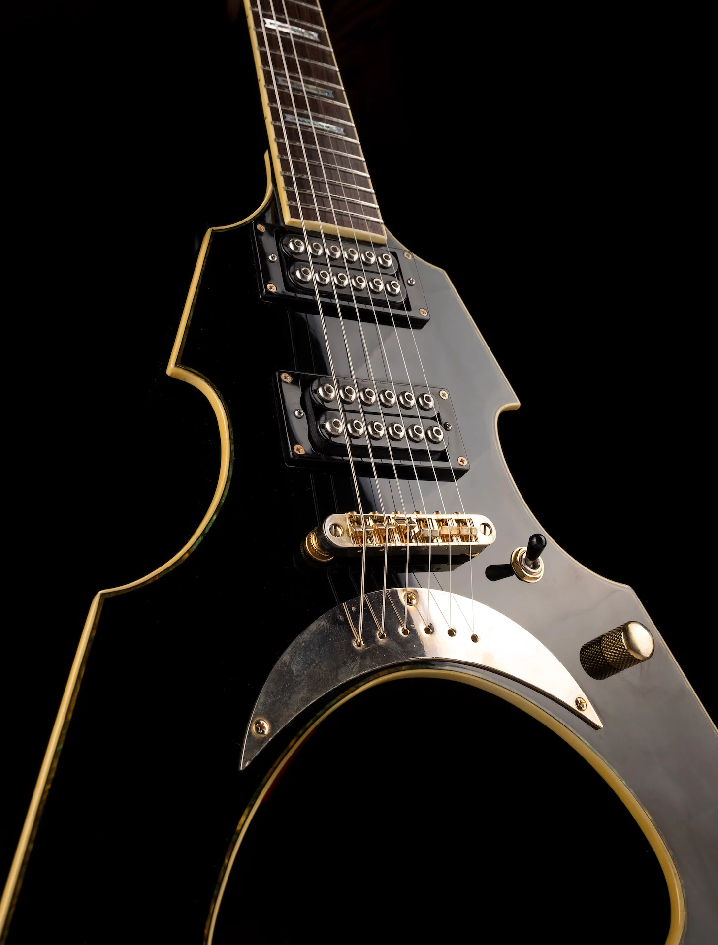 Turser Warlord Flying V Black With Gig Bag - Image 7
