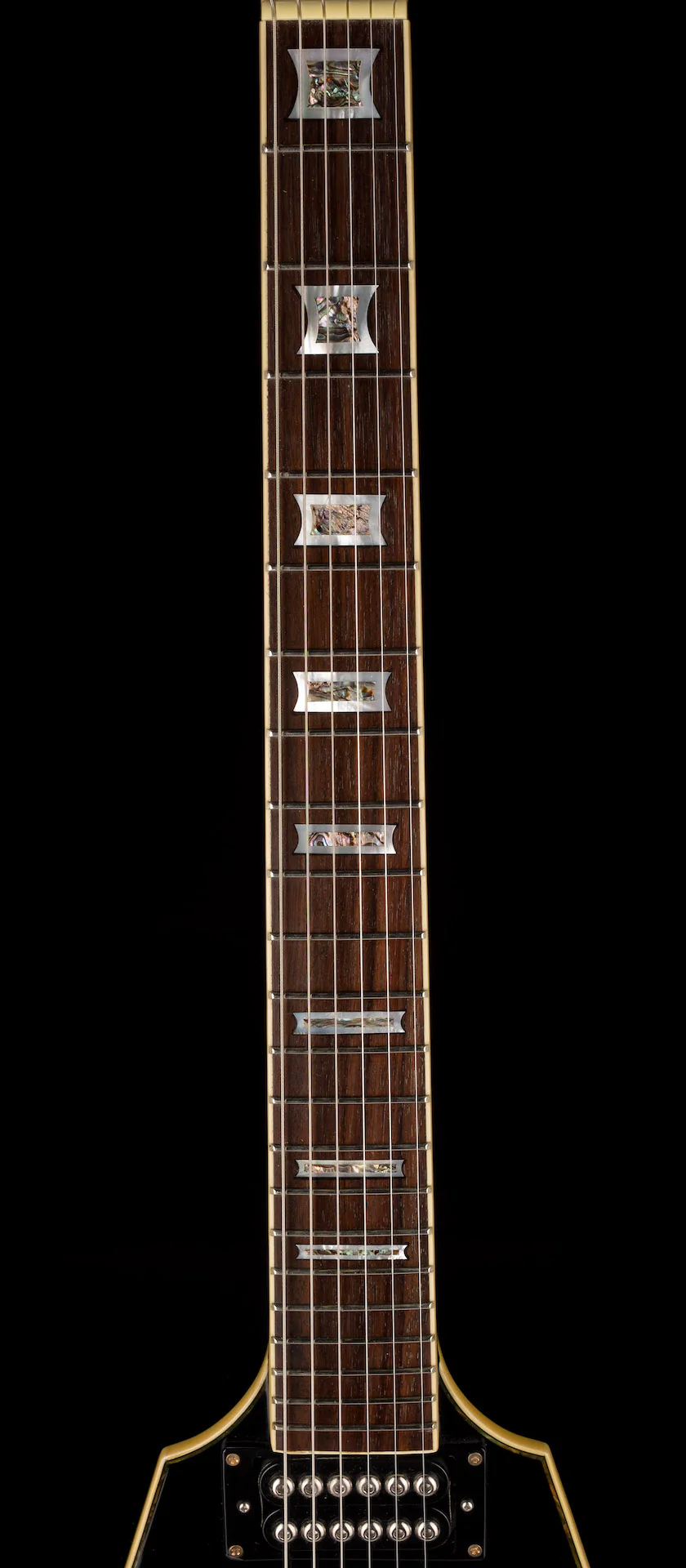 Turser Warlord Flying V Black With Gig Bag - Image 8