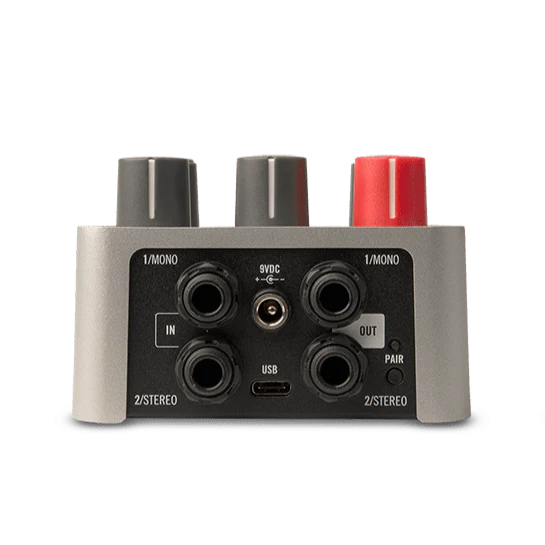 Universal Audio UAFX Max Preamp And Dual Compressor Pedal - Image 3