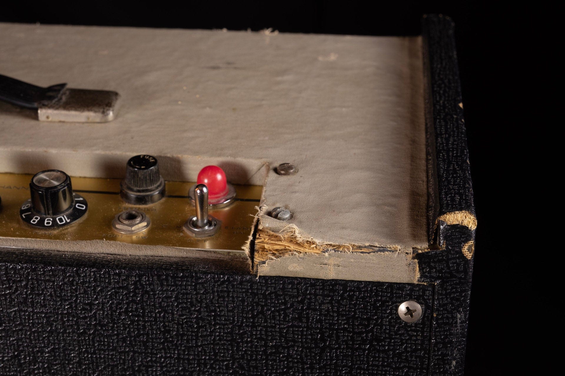 Vintage 1960’s Lafayette 1x12" 4-input Combo Amp with Tremolo - Image 10