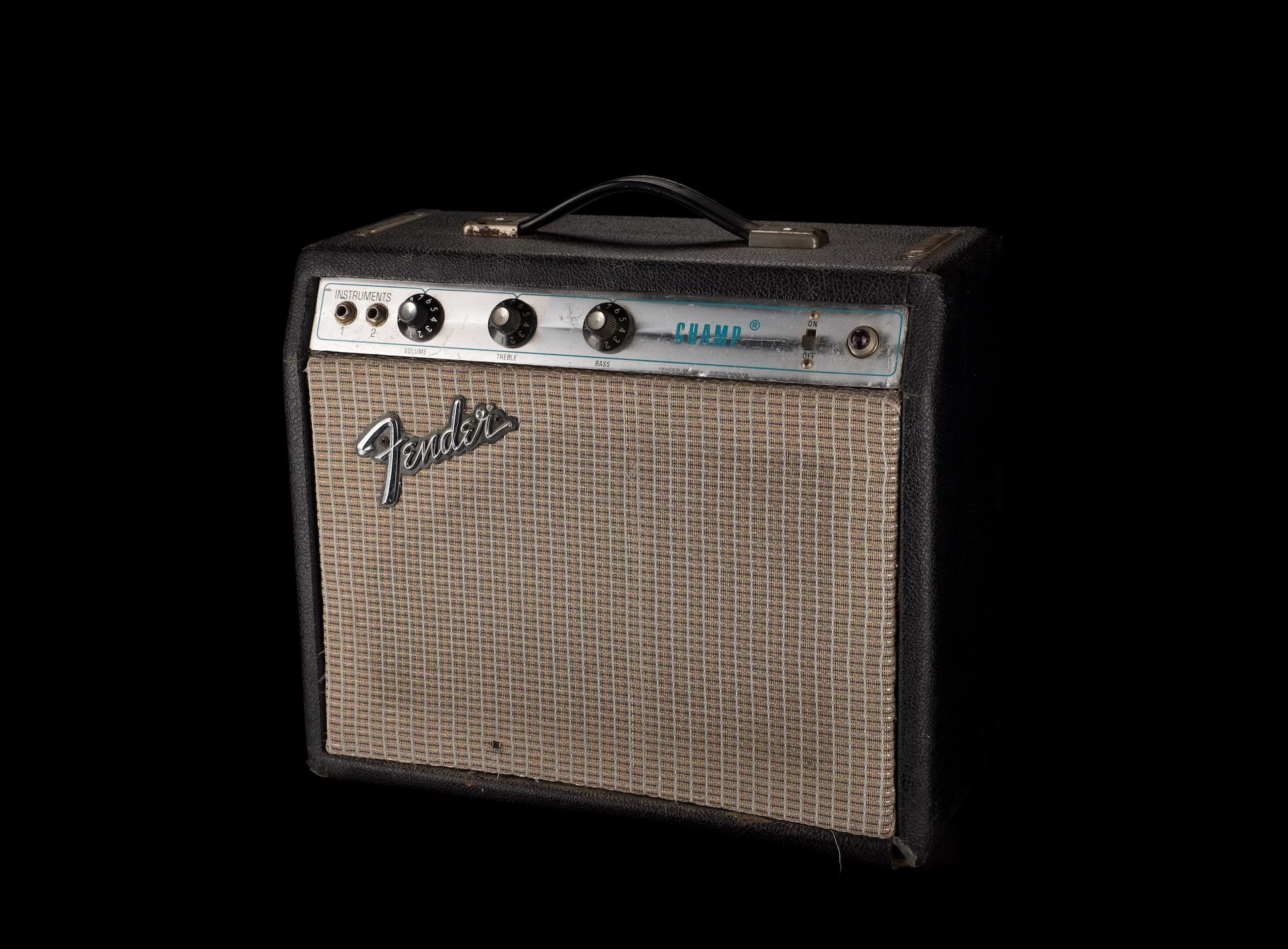 Used 1970's Fender Champ Guitar Amp Combo - Image 2