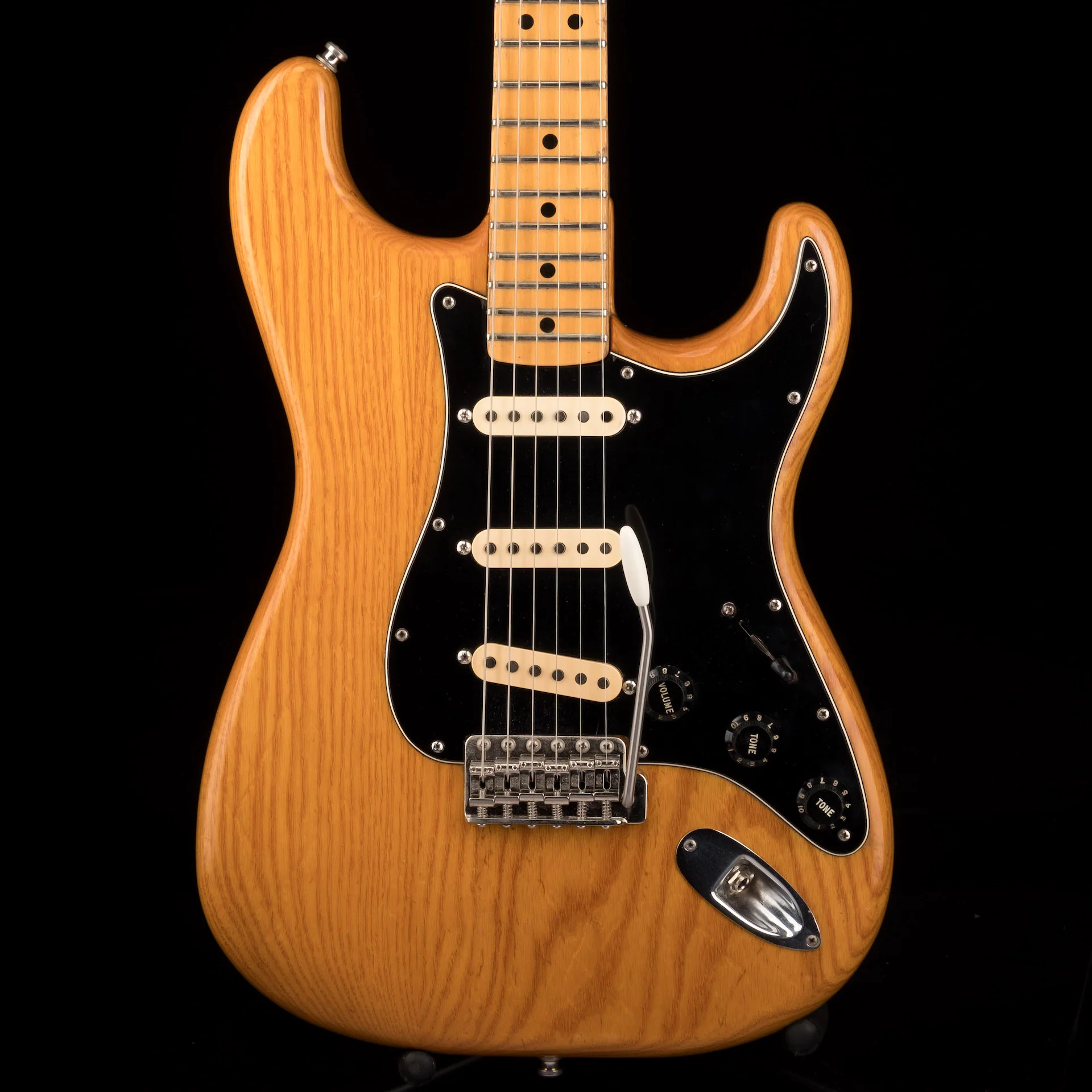 Used 1979 Fender Stratocaster Natural with Gig Bag