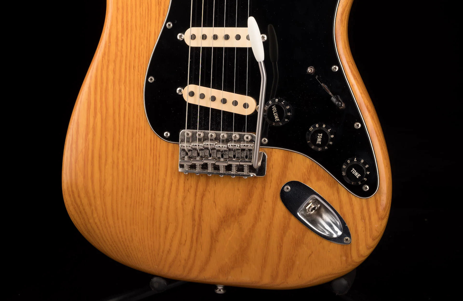 Used 1979 Fender Stratocaster Natural with Gig Bag - Image 5