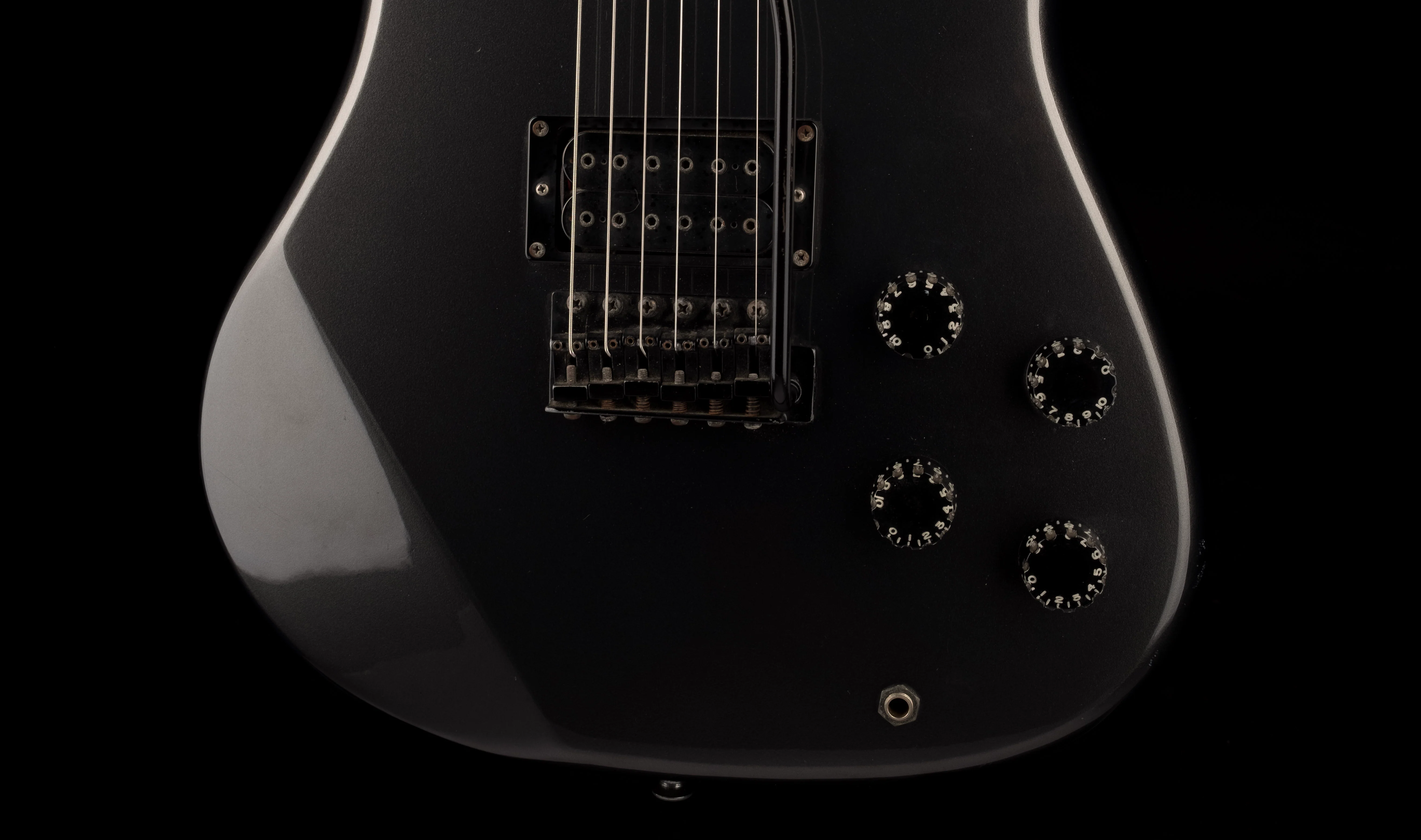Used 1983 Electra Phoenix X165GR Graphite Gray Metallic Electric Guitar - Image 4