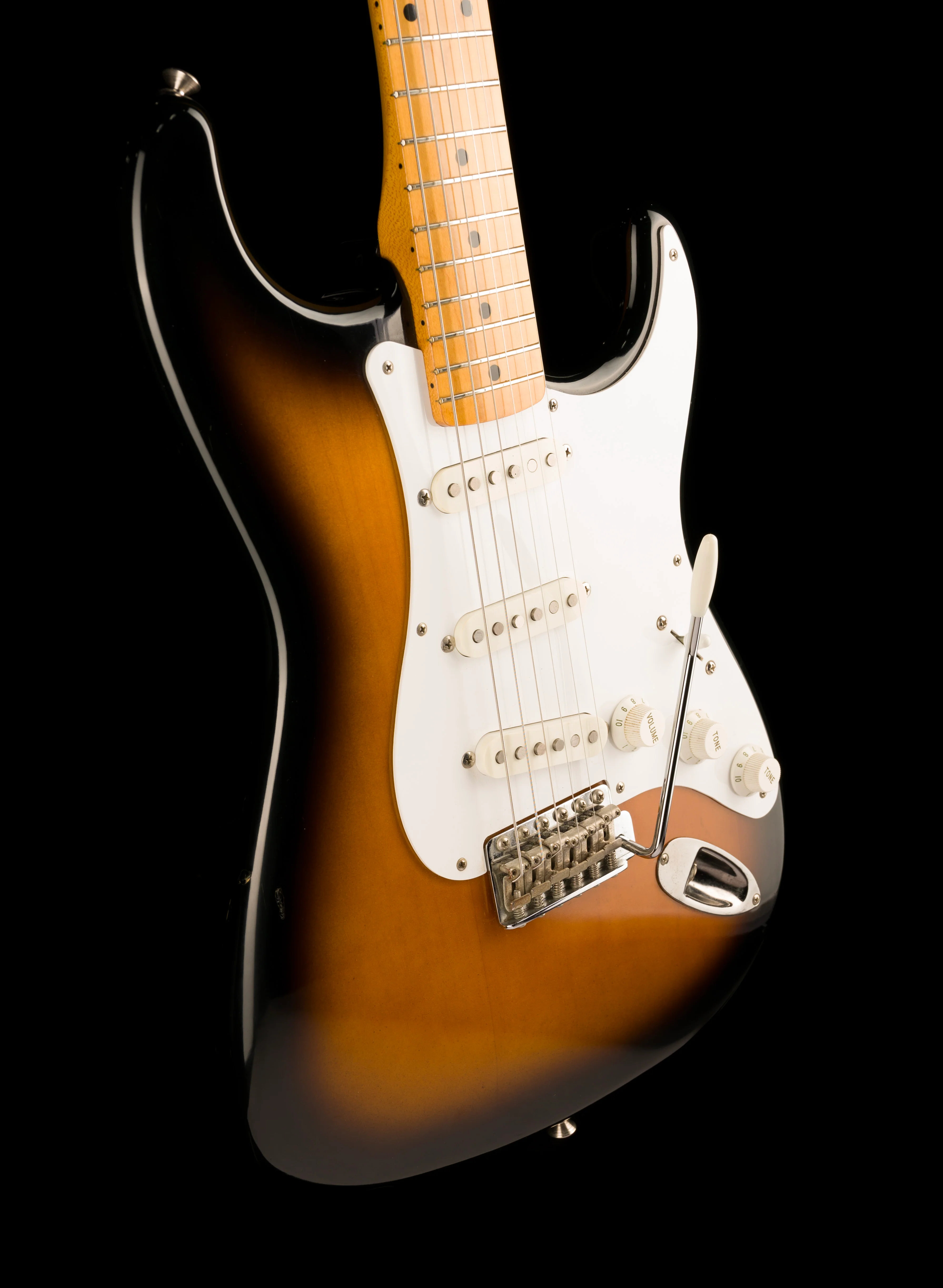 Used 1990 Fender ST-54 Made in Japan 1954 Reissue Stratocaster 2-Tone Sunburst with Gig Bag - Image 11