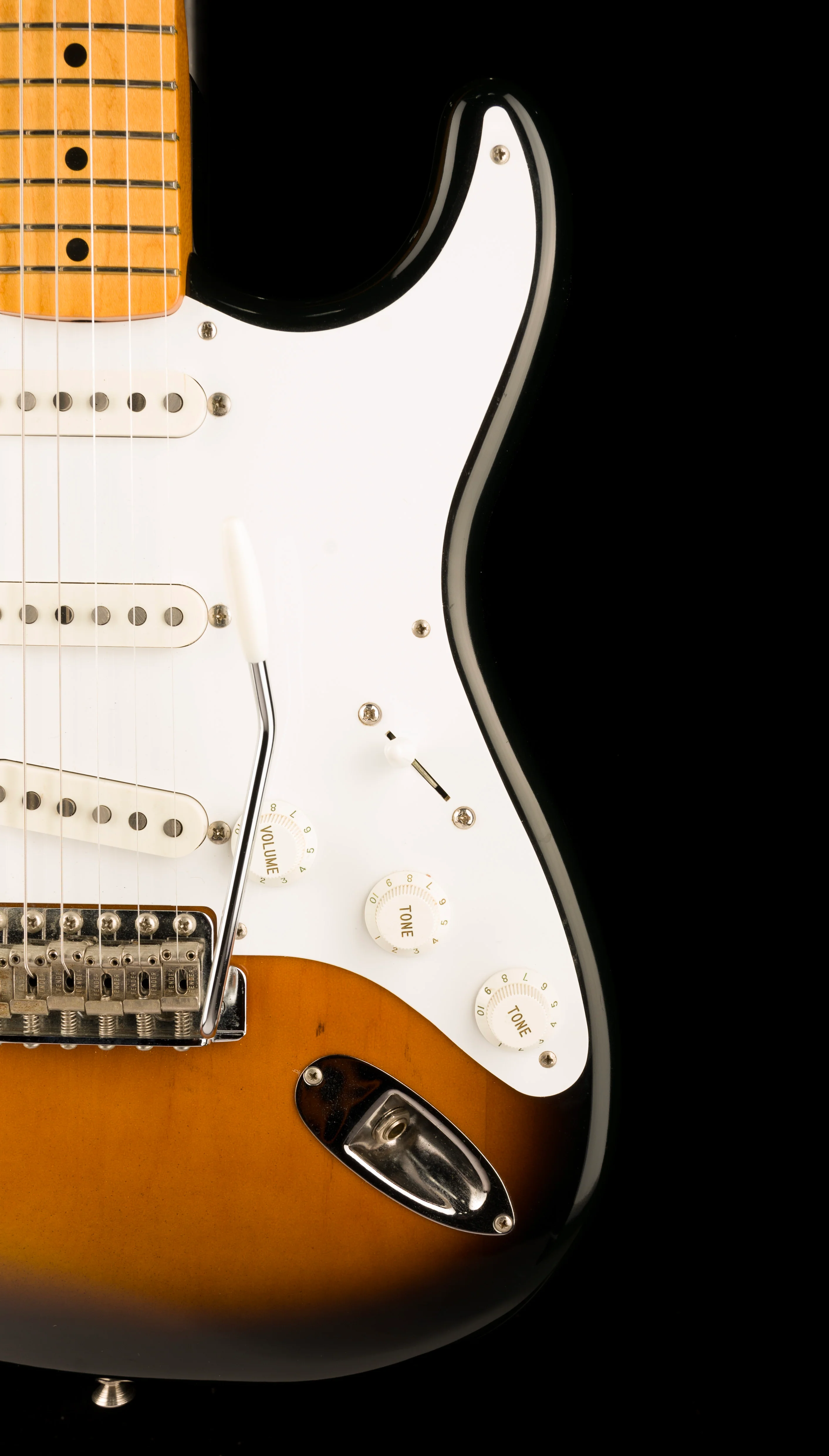 Used 1990 Fender ST-54 Made in Japan 1954 Reissue Stratocaster 2-Tone Sunburst with Gig Bag - Image 9