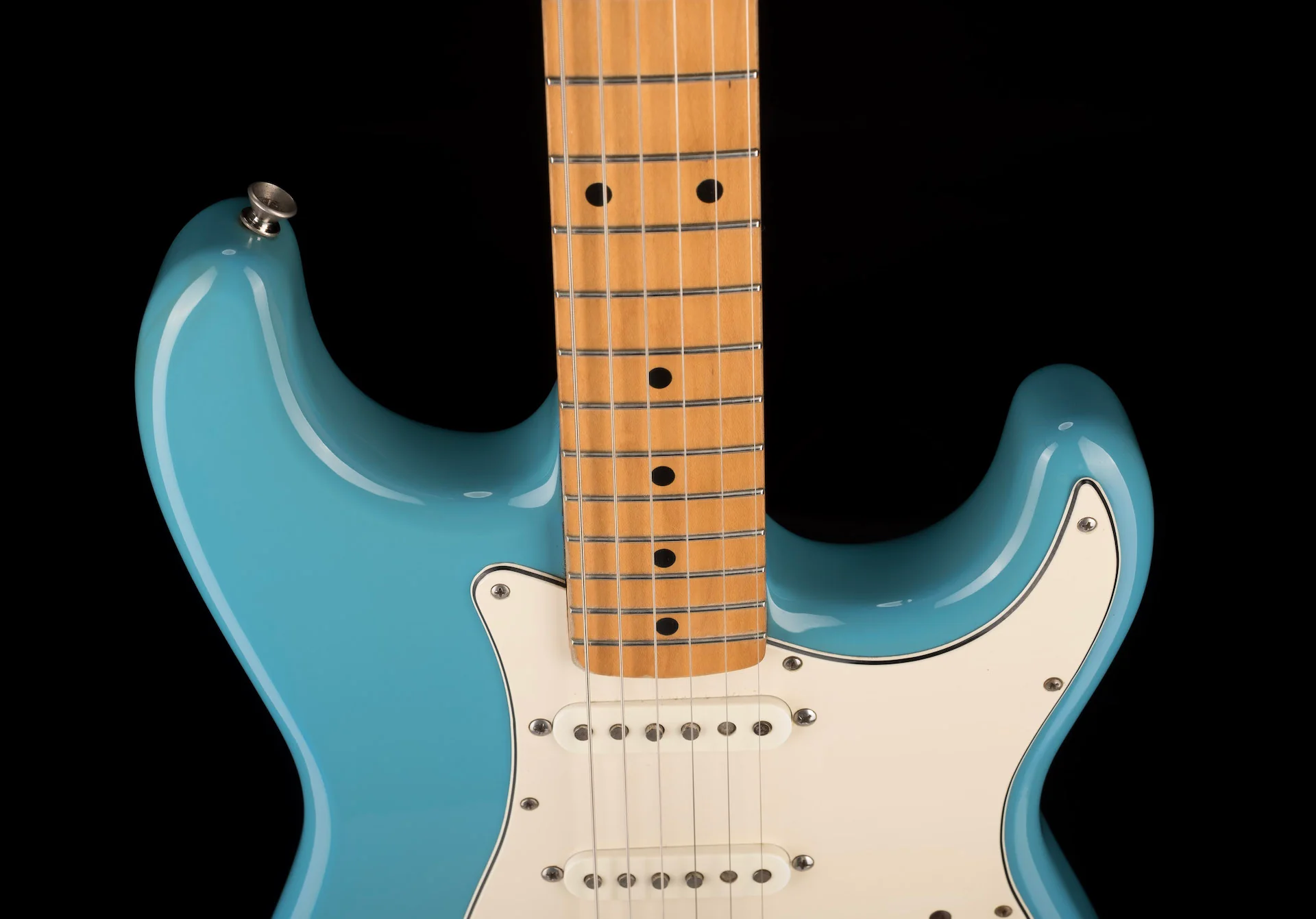 Used 1990's Fender Made in Japan Stratocaster California Blue - Image 3