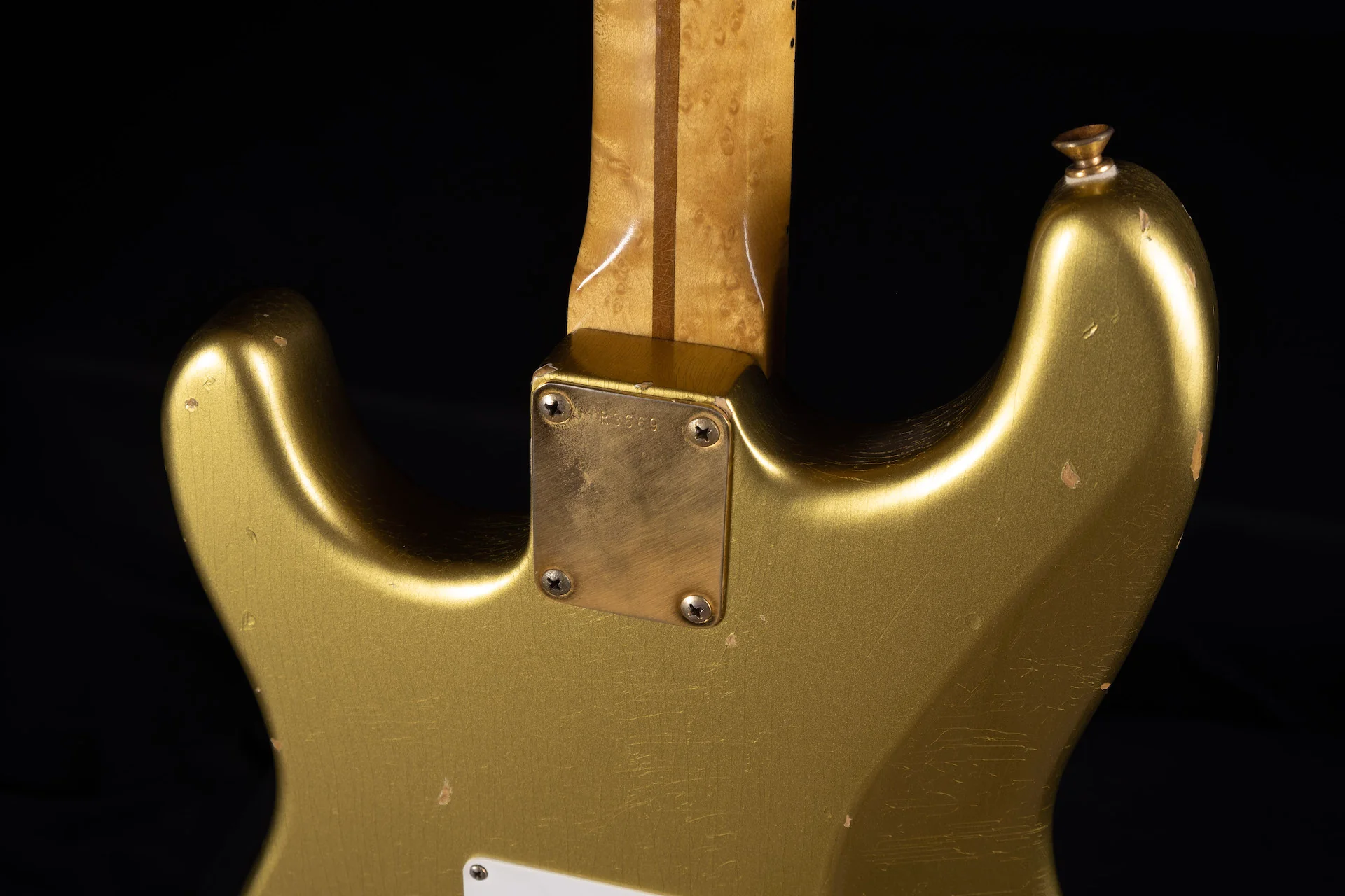 Used '96 Fender Custom Shop 50th Anniversary Diamond Dealer Stratocaster Cunetto Relic Aztec Gold - Image 10