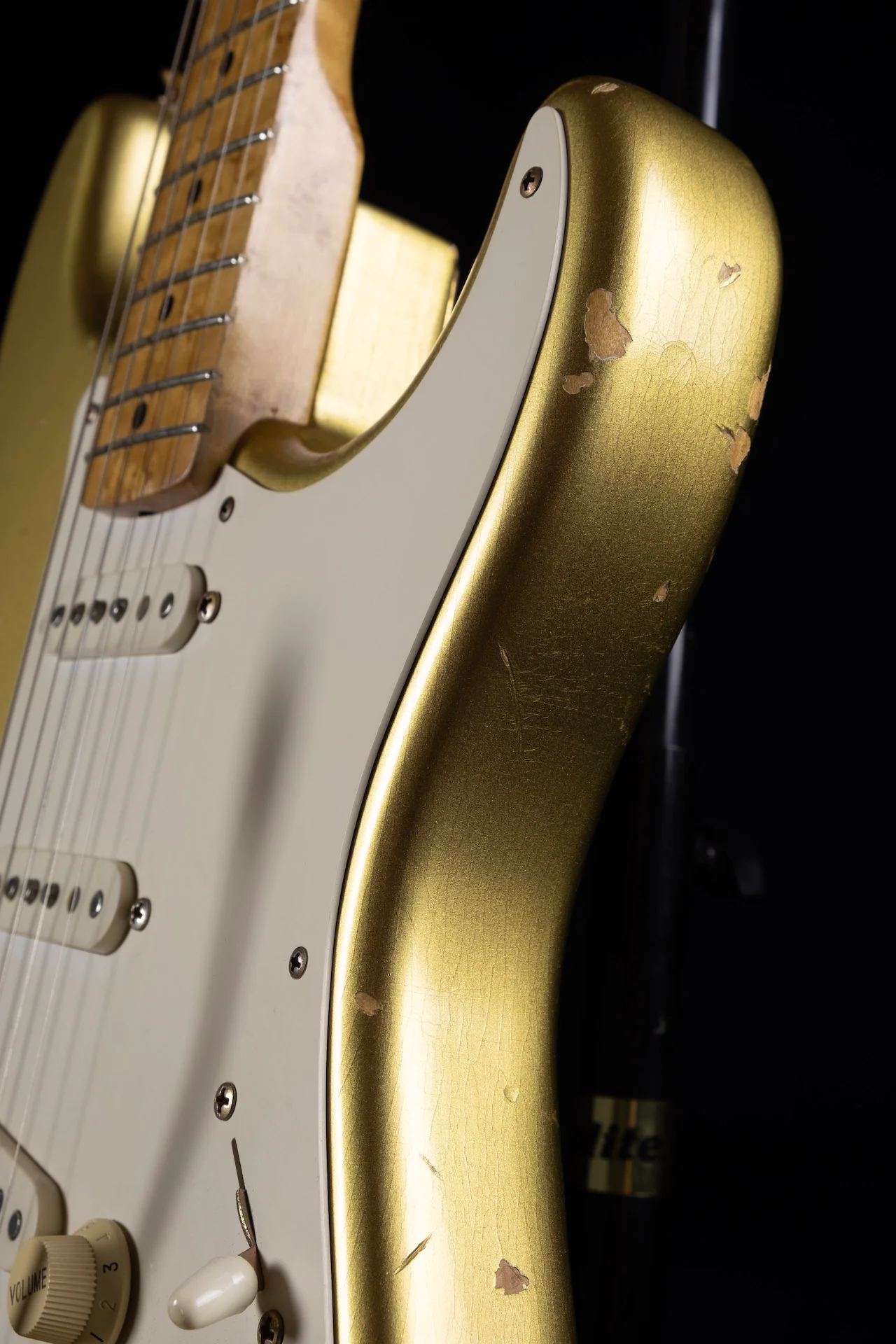 Used '96 Fender Custom Shop 50th Anniversary Diamond Dealer Stratocaster Cunetto Relic Aztec Gold - Image 6