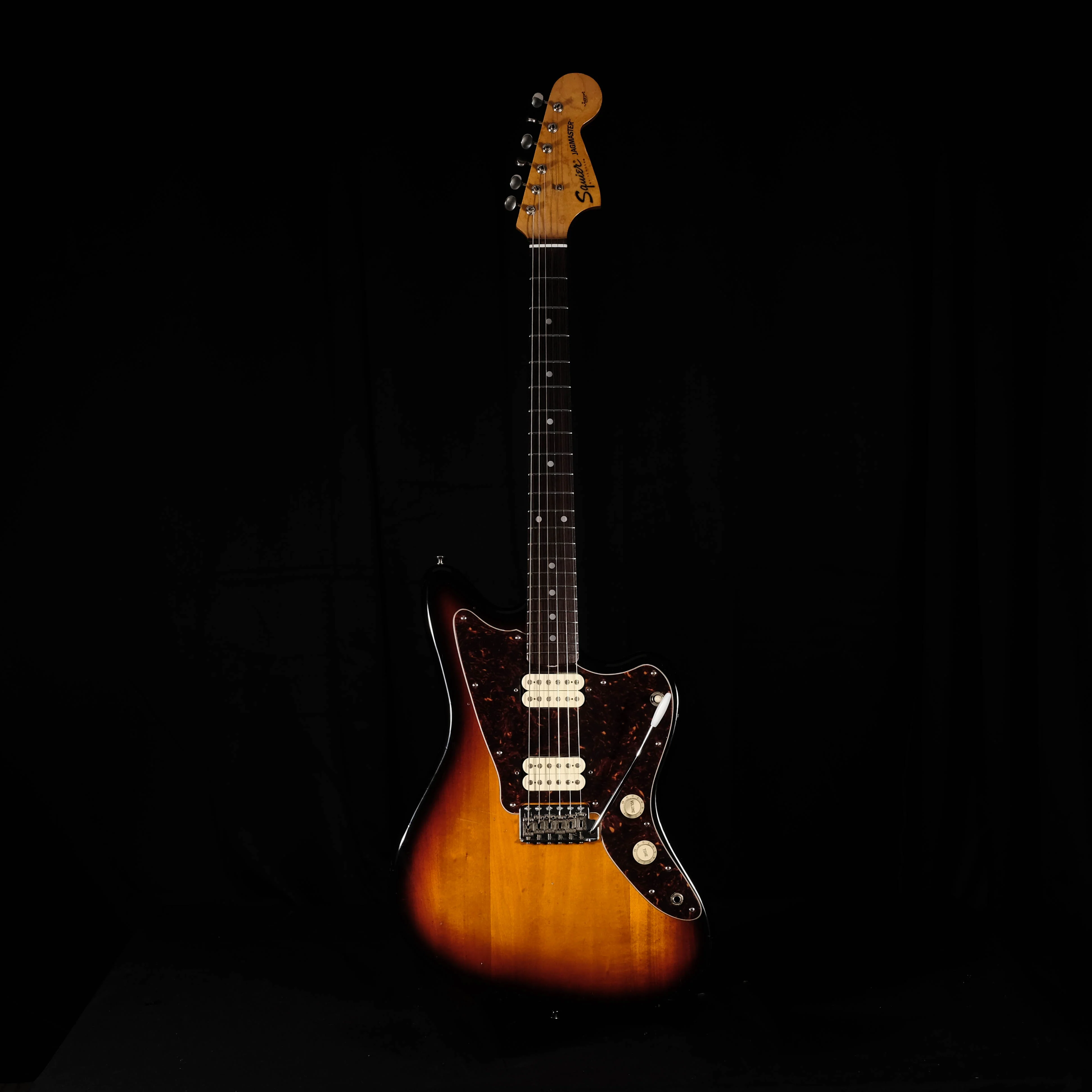 Used '96 Fender Squier Jagmaster Made in Japan - Sunburst MIJ - Image 2