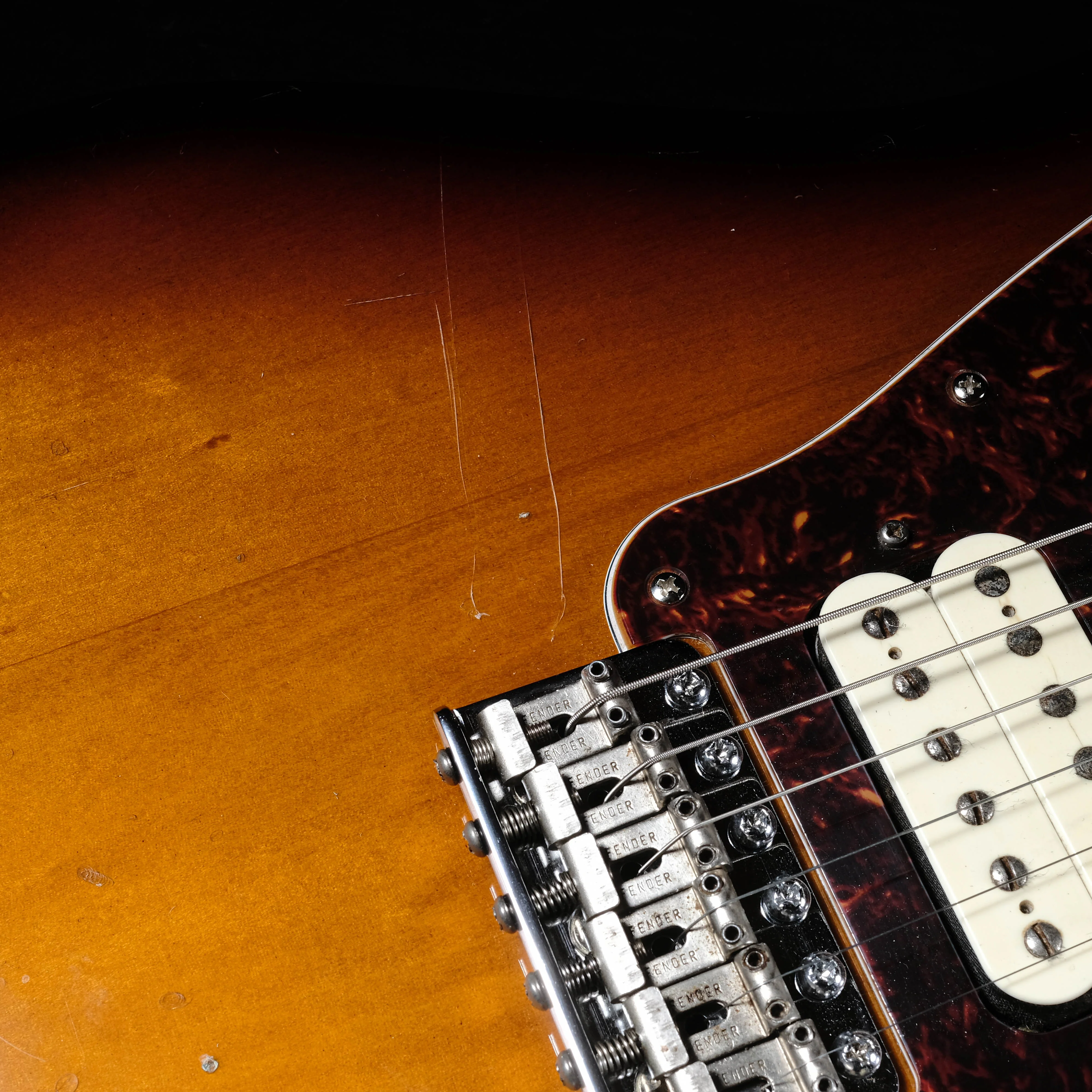 Used '96 Fender Squier Jagmaster Made in Japan - Sunburst MIJ - Image 5