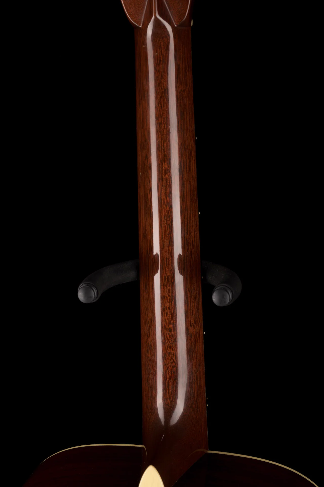 Used 1999 Martin 000-28EC Natural with OHSC - Image 16