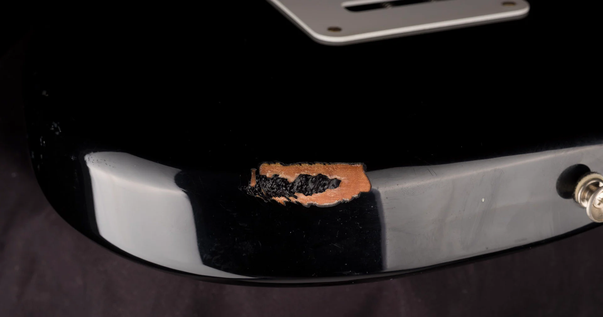 Used 2000 Fender Standard Stratocaster Black Electric Guitar - Image 20