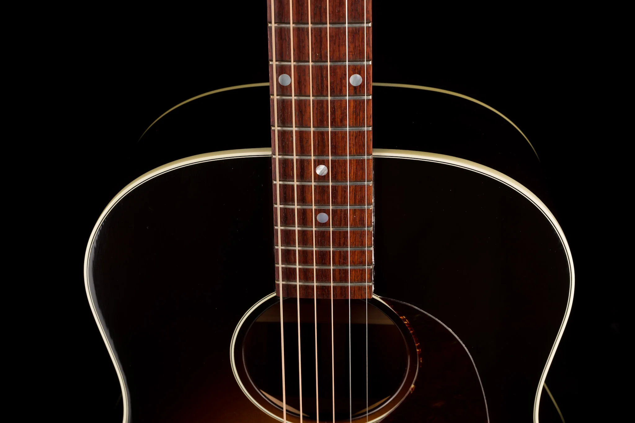 Used '05 Gibson Historic Collection J-45 Acoustic Electric Vintage Sunburst w OHSC - Image 3