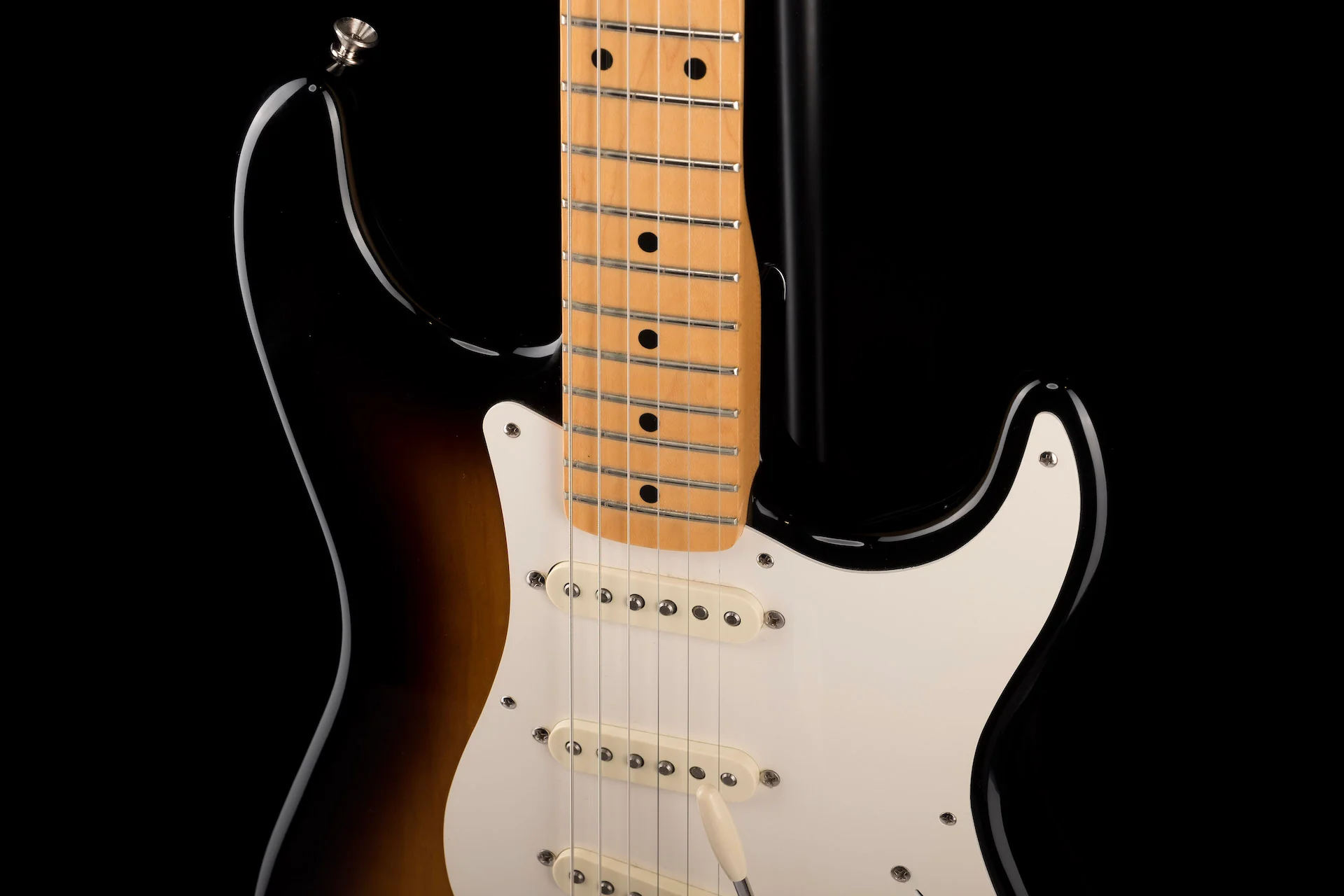 Used '06 Fender Classic Player 50's Stratocaster MIM 2-Tone Sunburst With Gig Bag - Image 5
